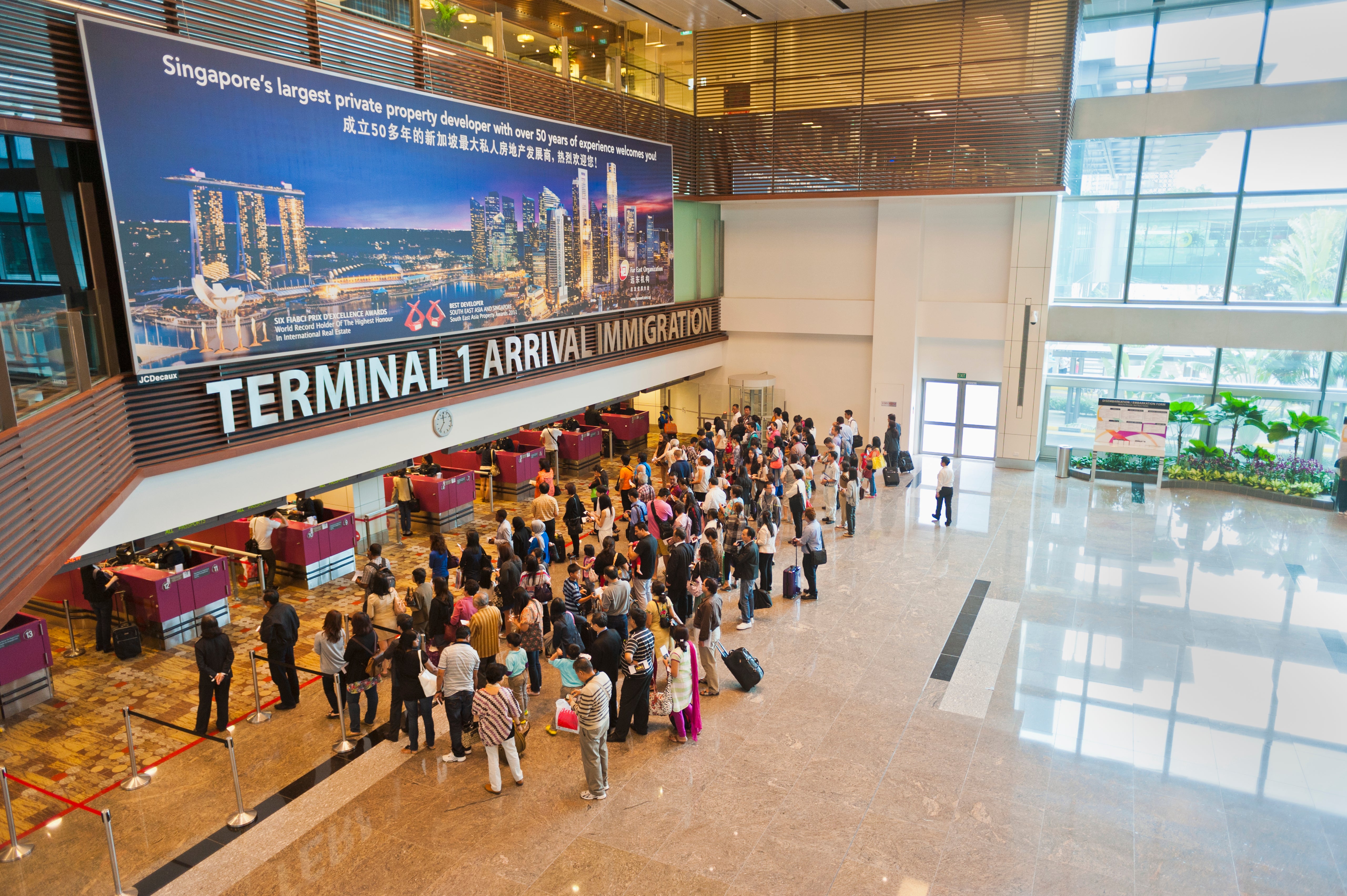 File:Singapore Changi Airport, Terminal 1, Departure Hall 3, Dec 05.JPG -  Wikipedia