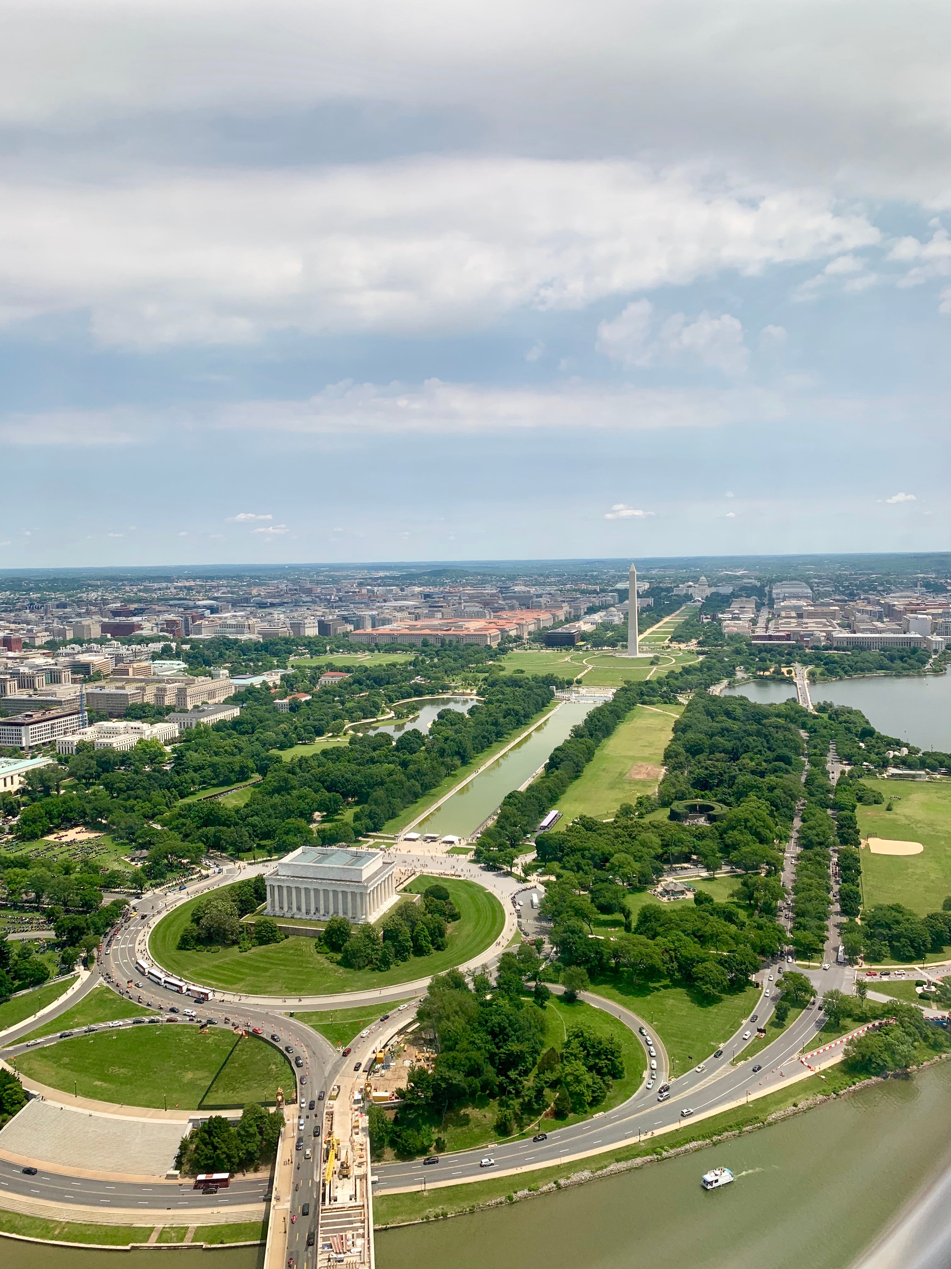 Washington Dulles Vs. Reagan National: Which Airport Should I Fly Into?