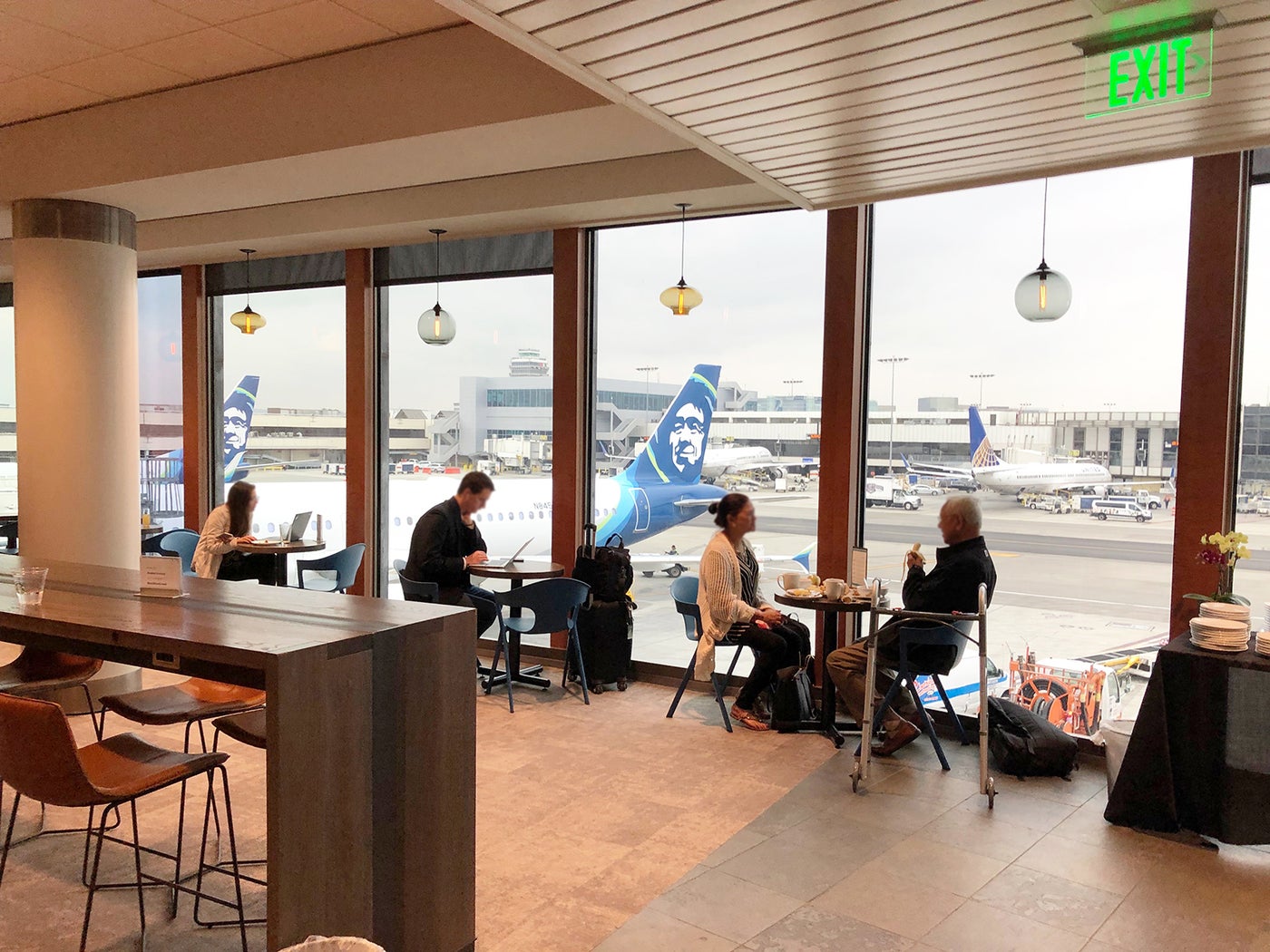 Best LAX Priority Pass Lounges The Points Guy