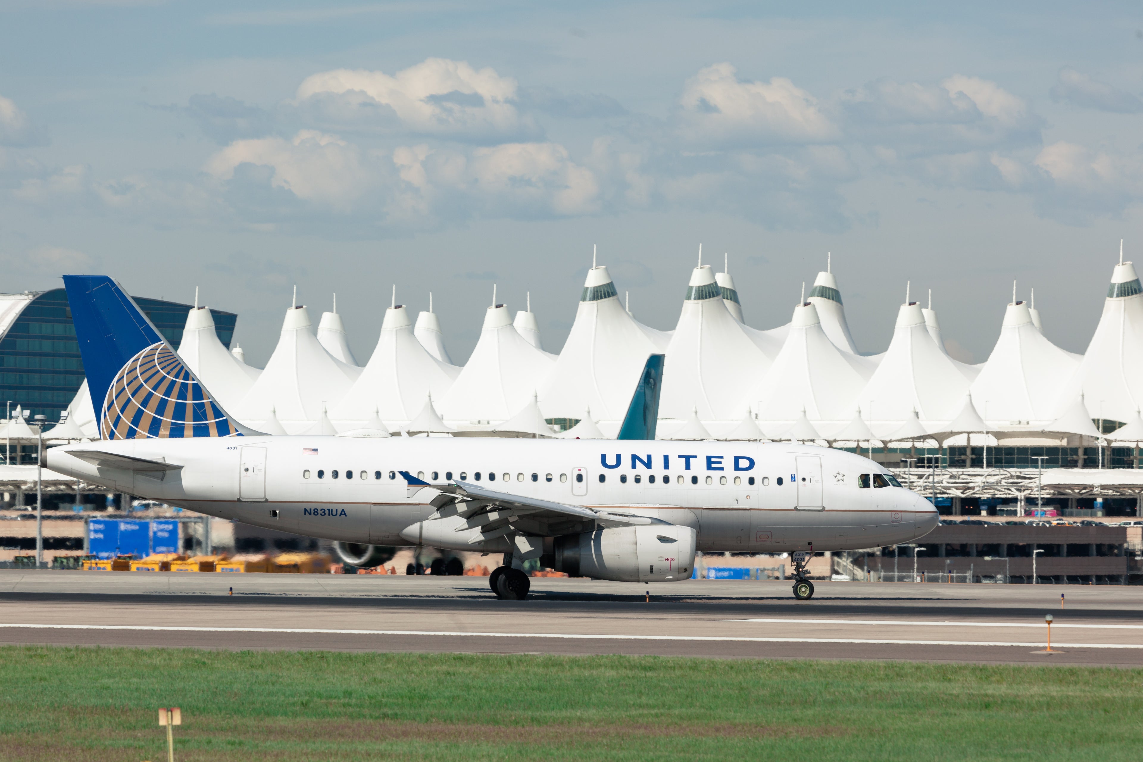 United A319 Denver