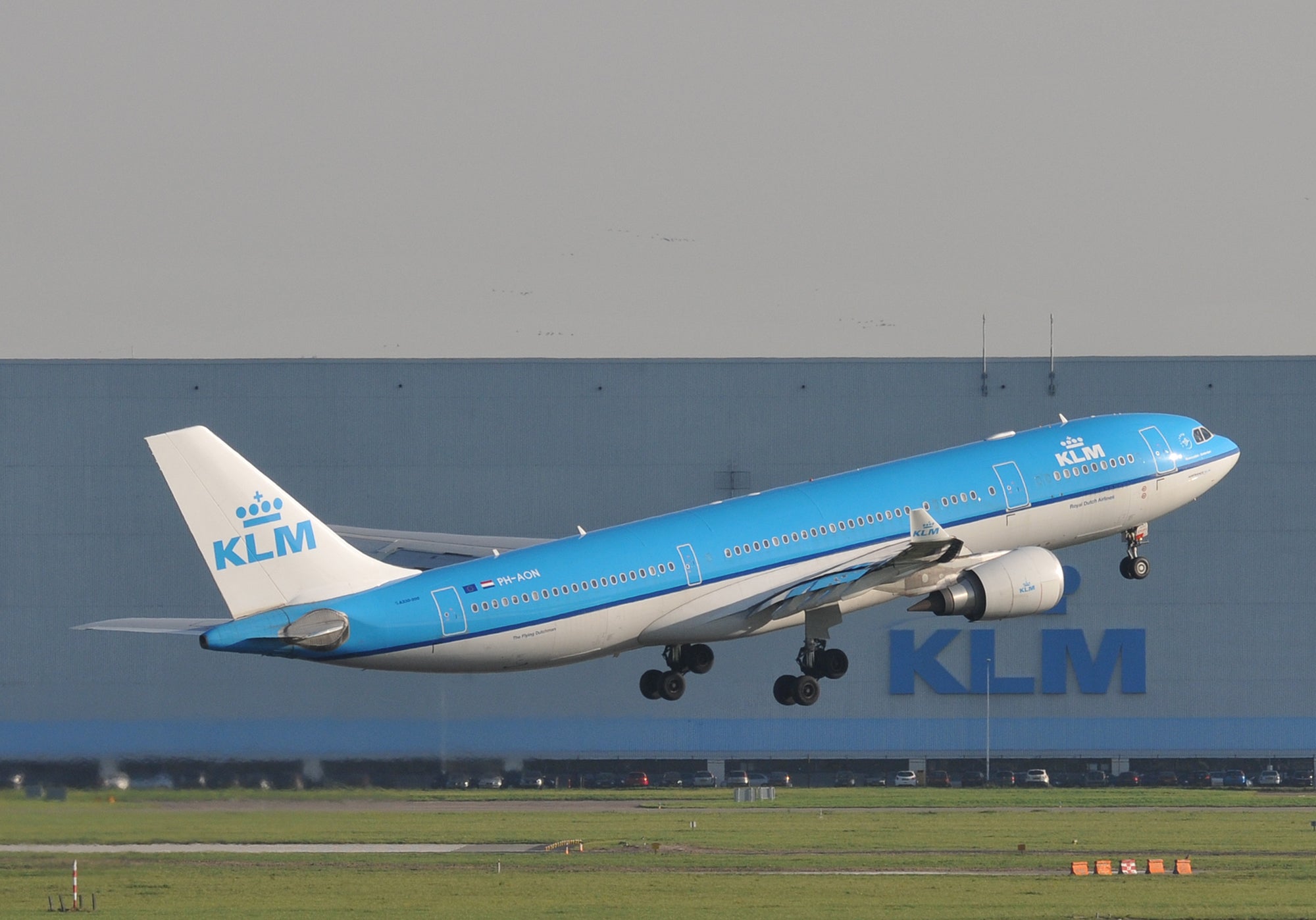 KLM A330 Amsterdam takeoff