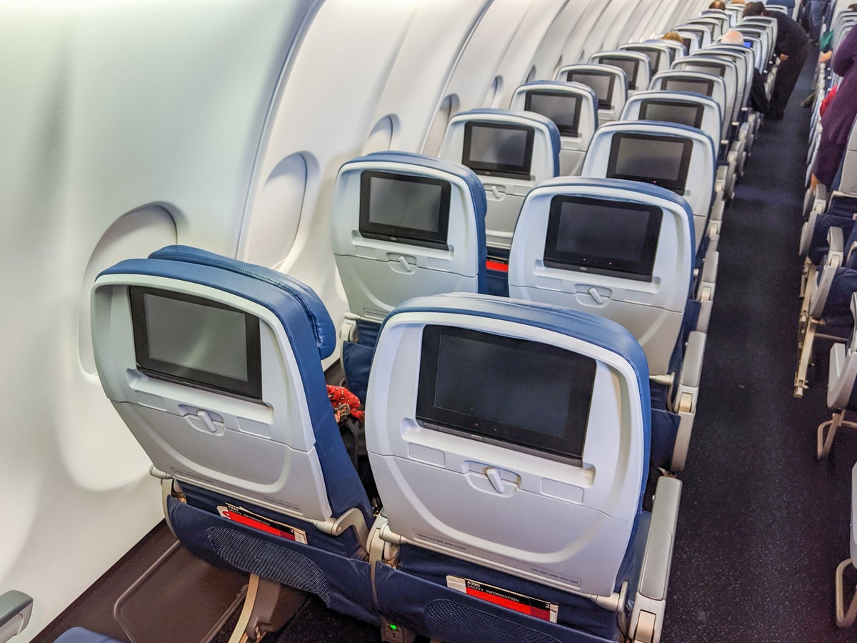 Exception to the rule: A review of Delta economy on the A330 from Los ...