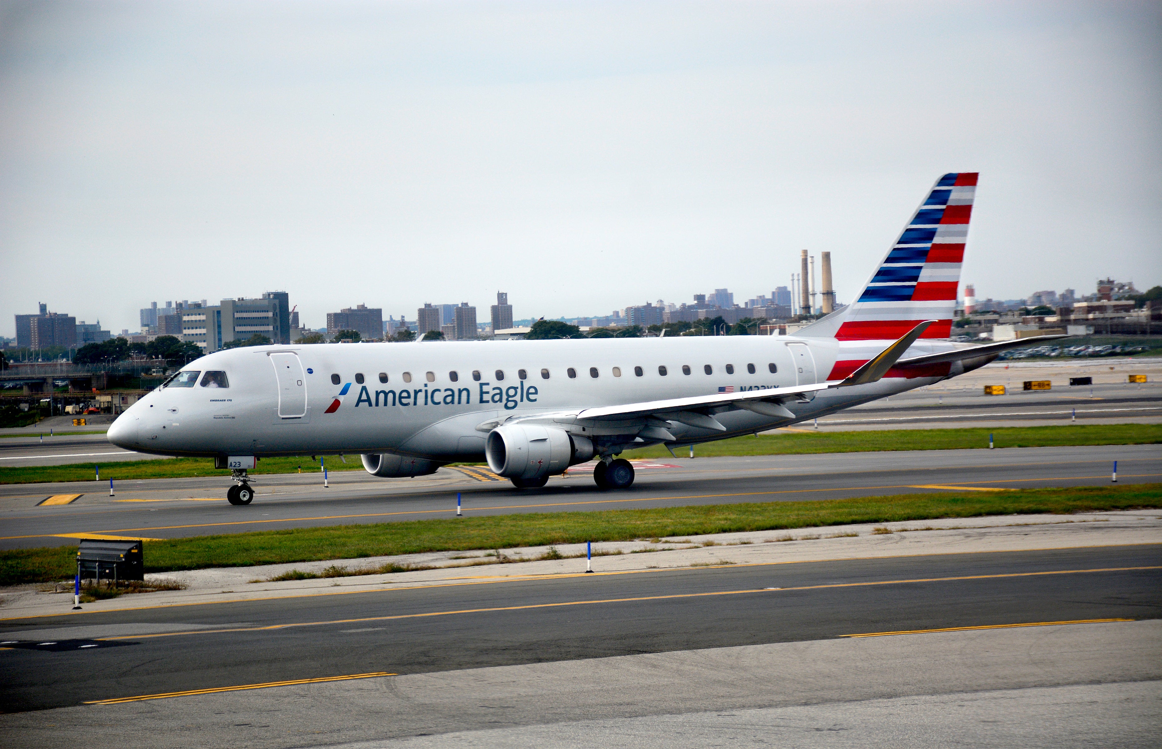 Embraer 170