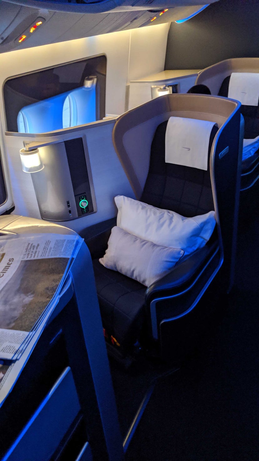 Review: British Airways Club Suite on the refurbished 777 - The Points Guy