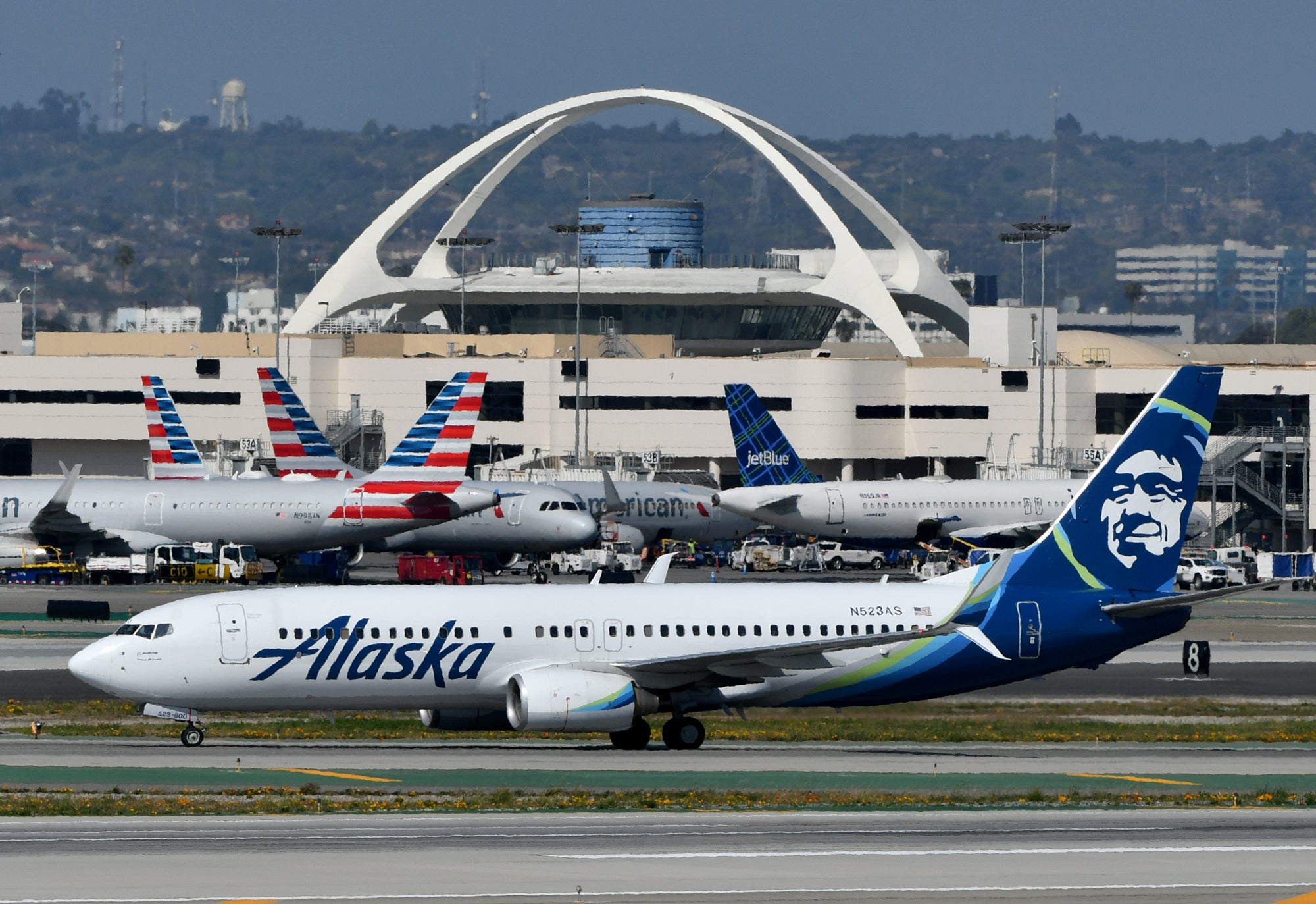 Alaska Airlines, American and JetBlue at LAX