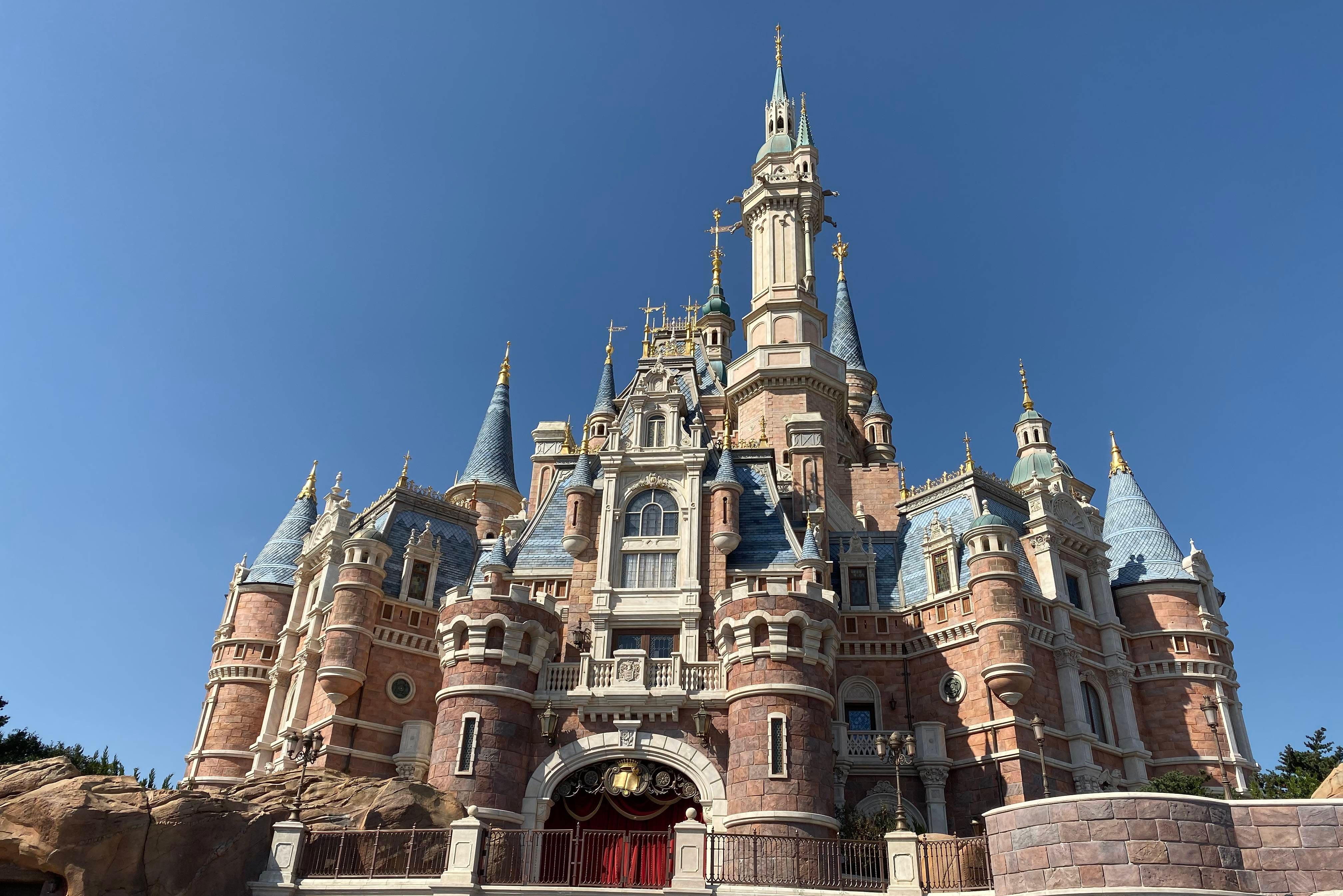 7-things-to-know-before-visiting-shanghai-disneyland-the-points-guy