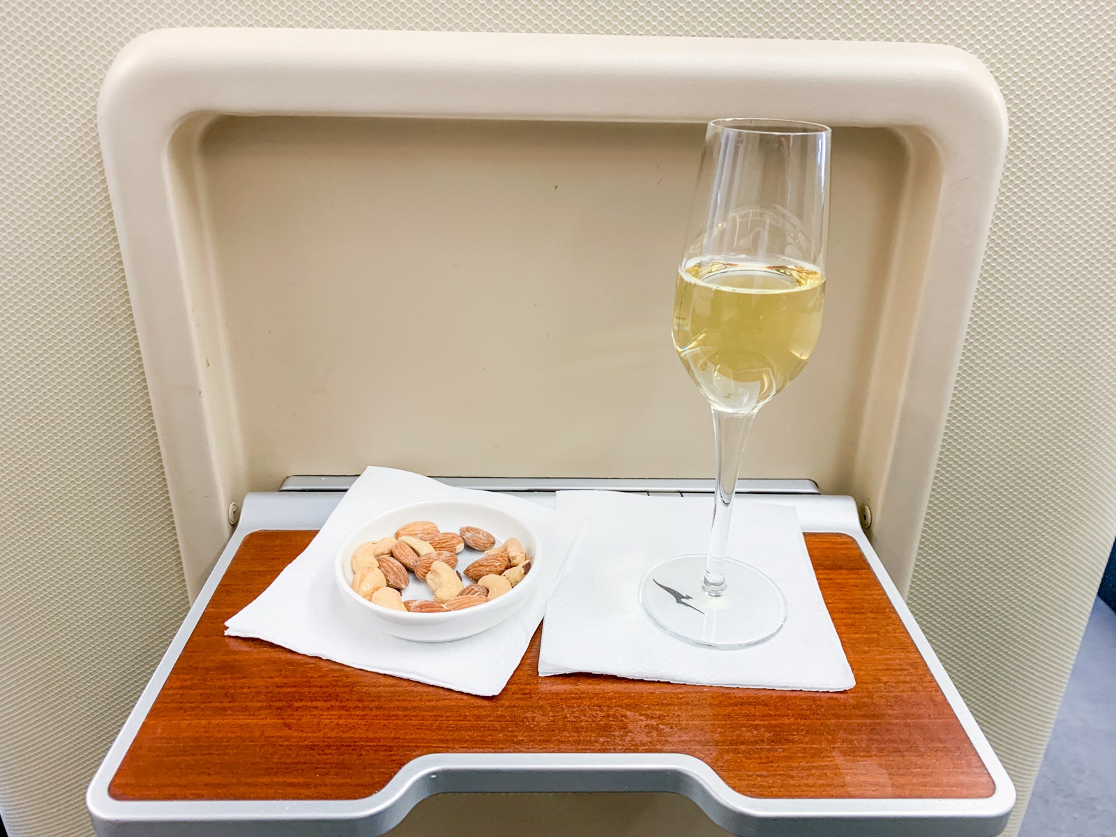 qantas first class meal