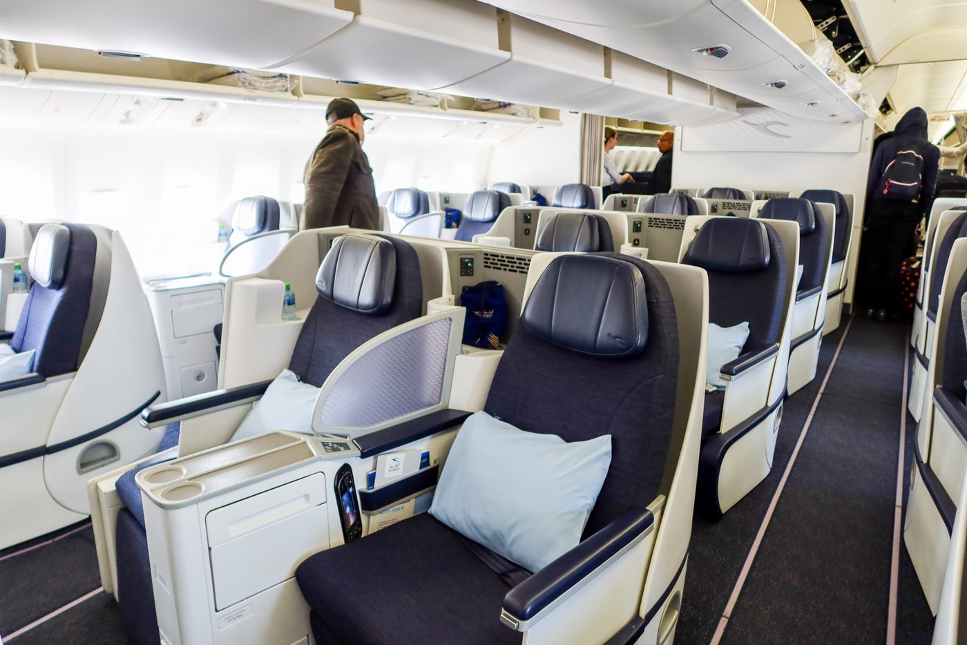 Bridging the Gulf: A review of Kuwait Airways in economy on the 777 ...