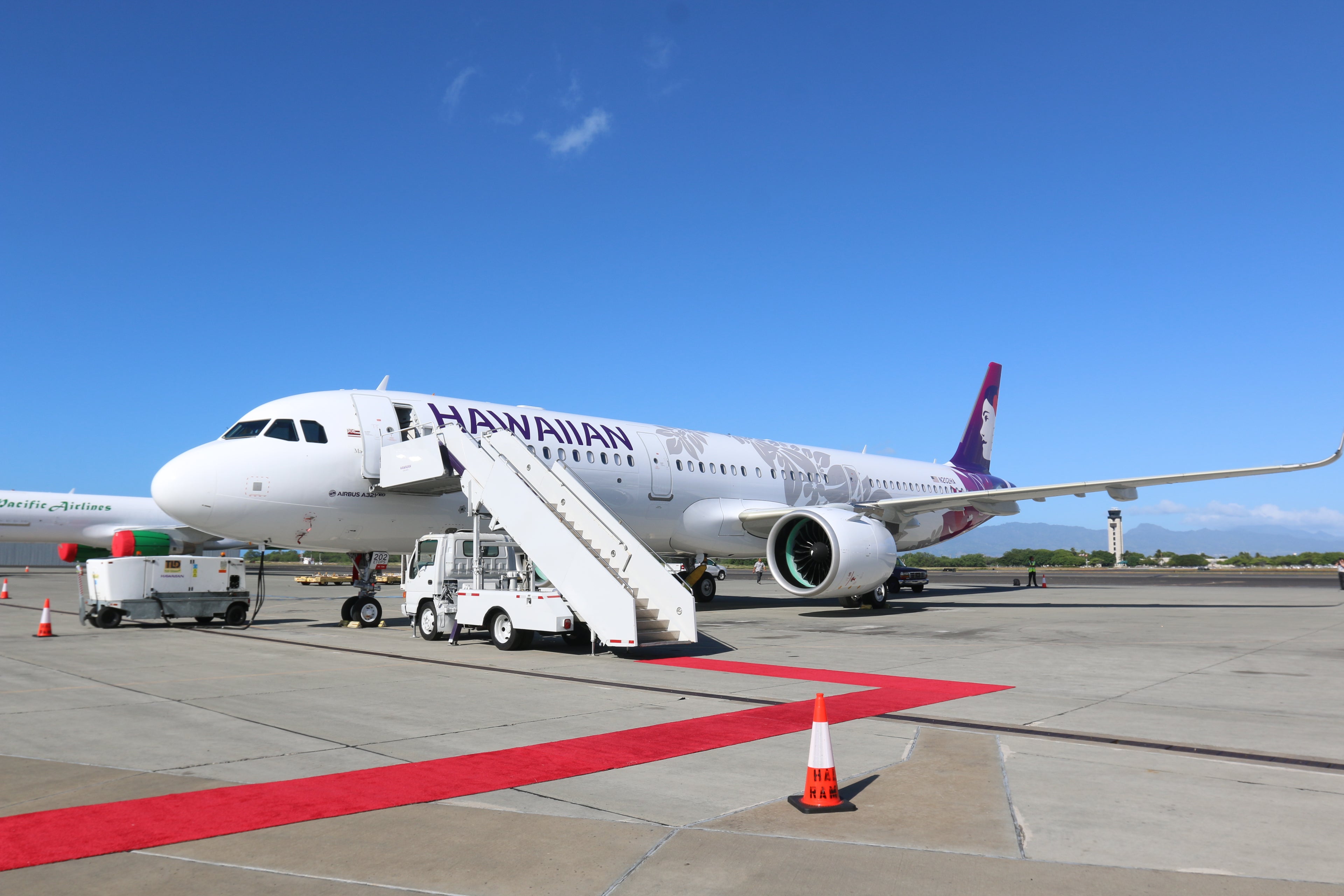 A Hawaiian Airlines Airbus A321neo.