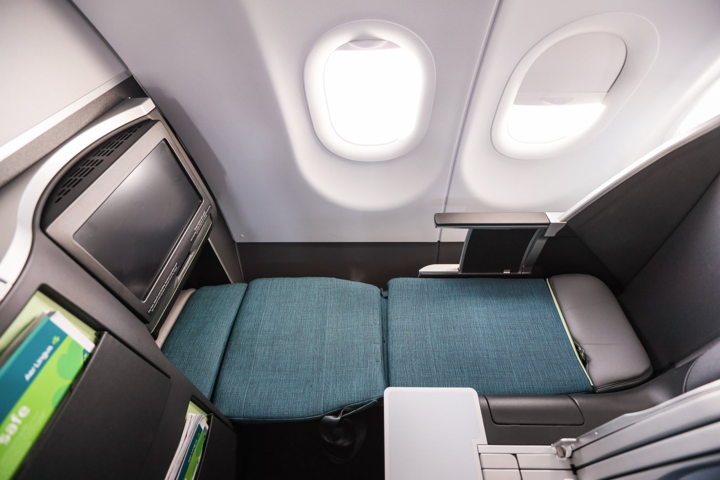 What it's like to fly on Aer Lingus' A321LR in business class