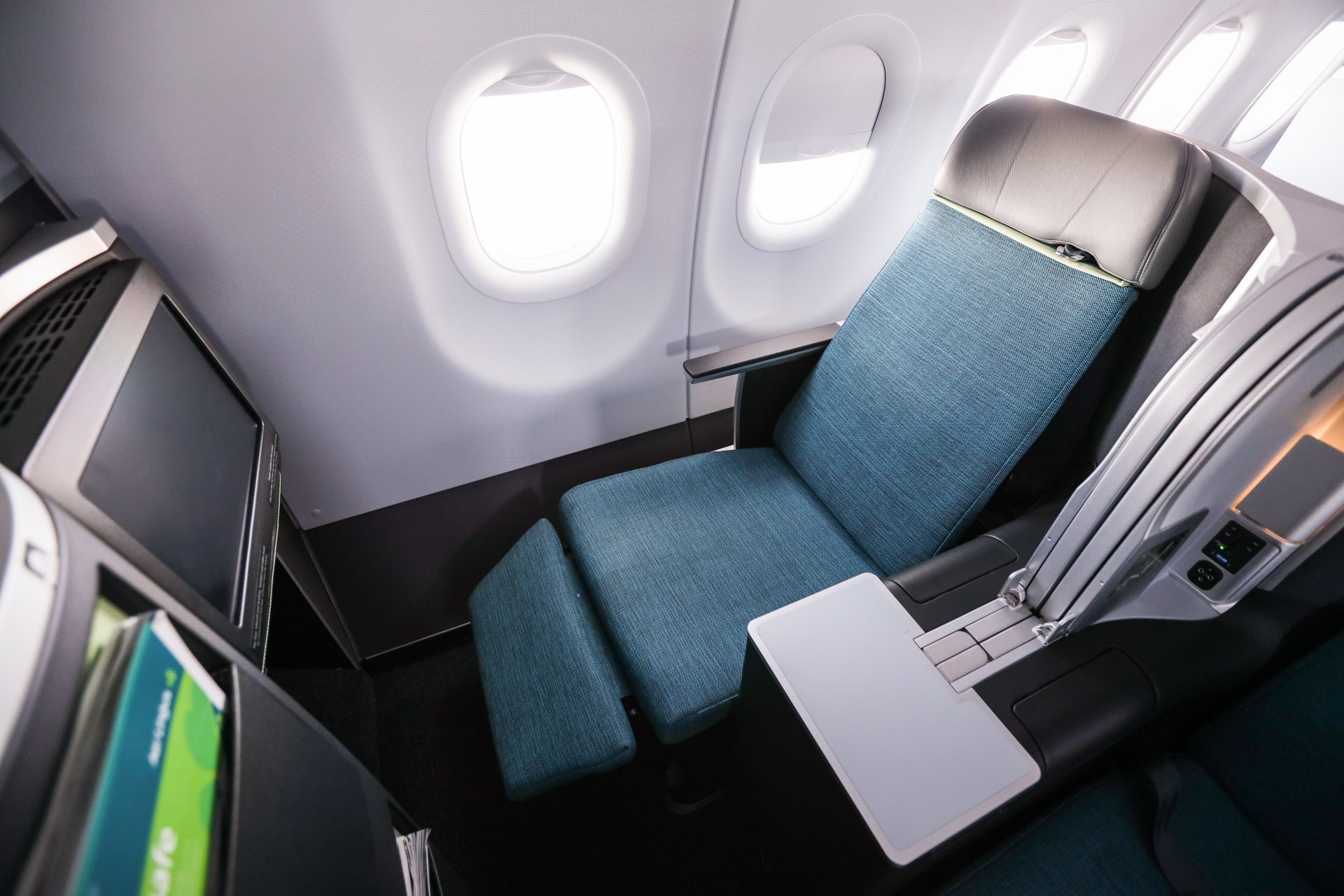 What it's like to fly on Aer Lingus' A321LR in business class The