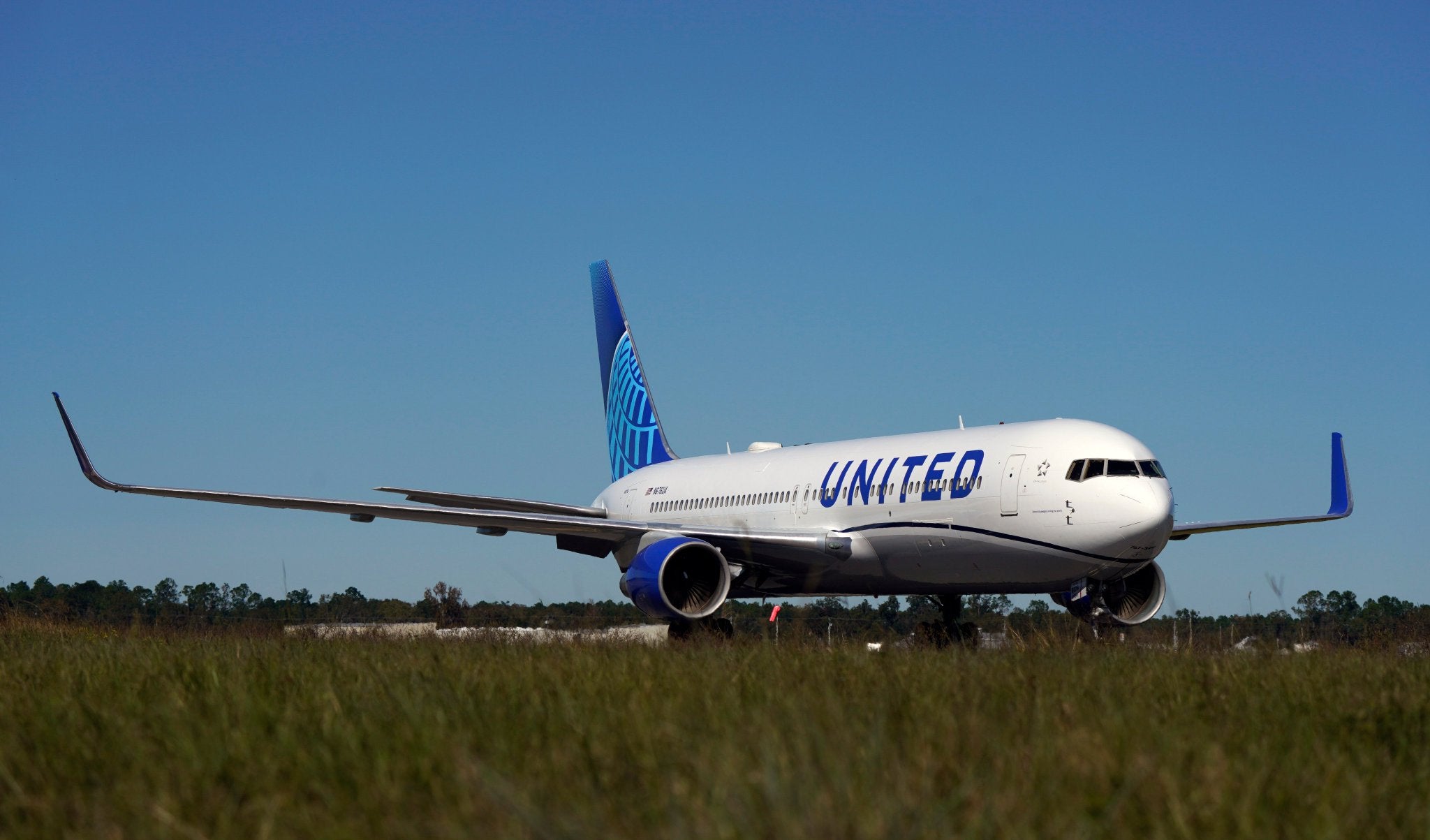 United 767-300ER