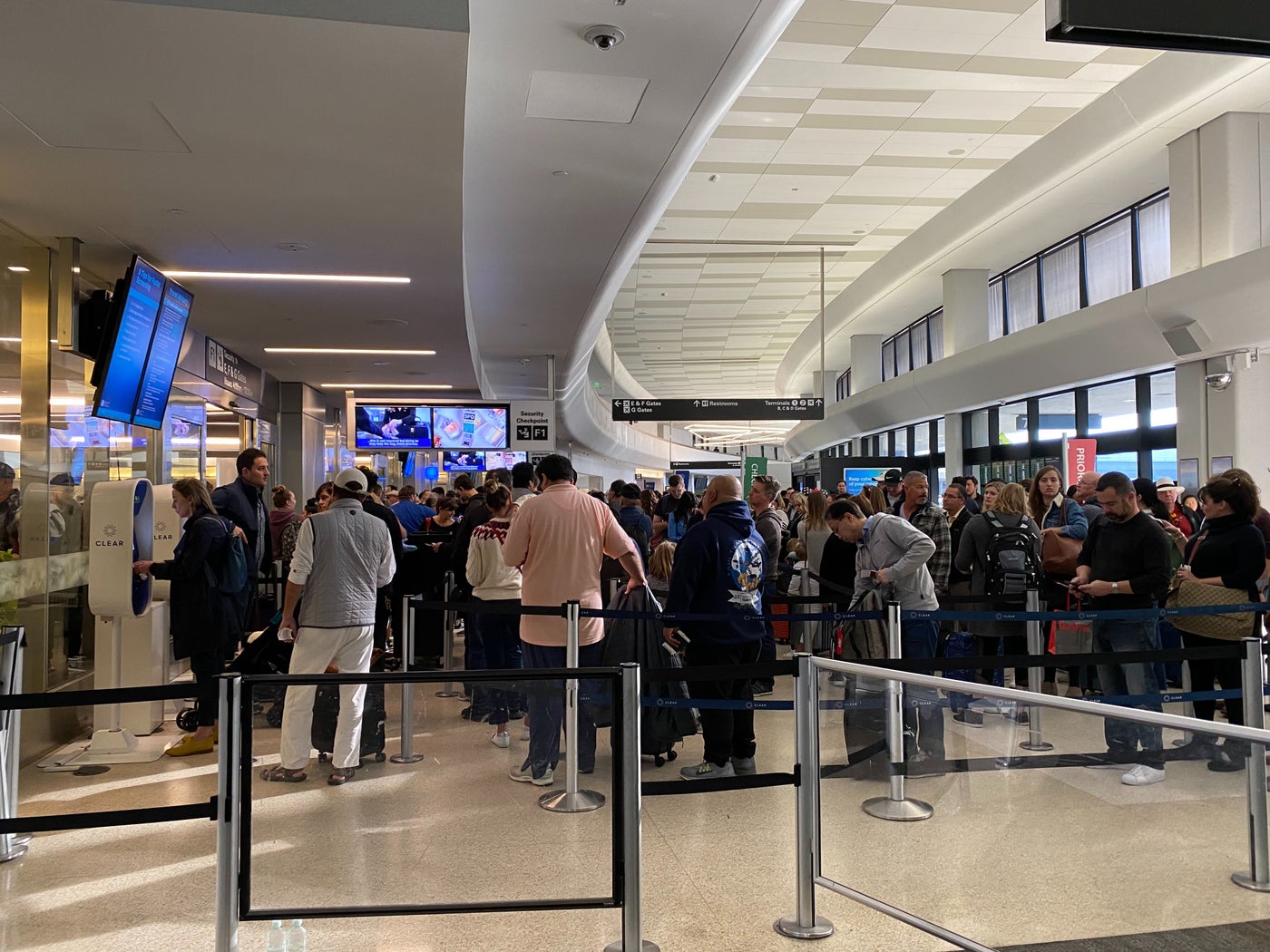 Cost, benefit of Clear expedited airport security — The Points Guy