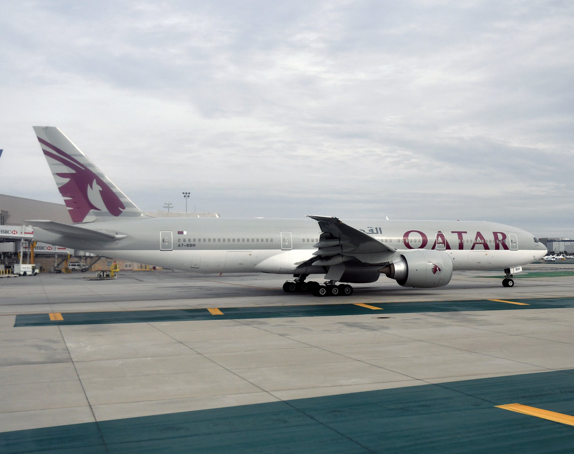 Qatar Airways 777-200LR LAX