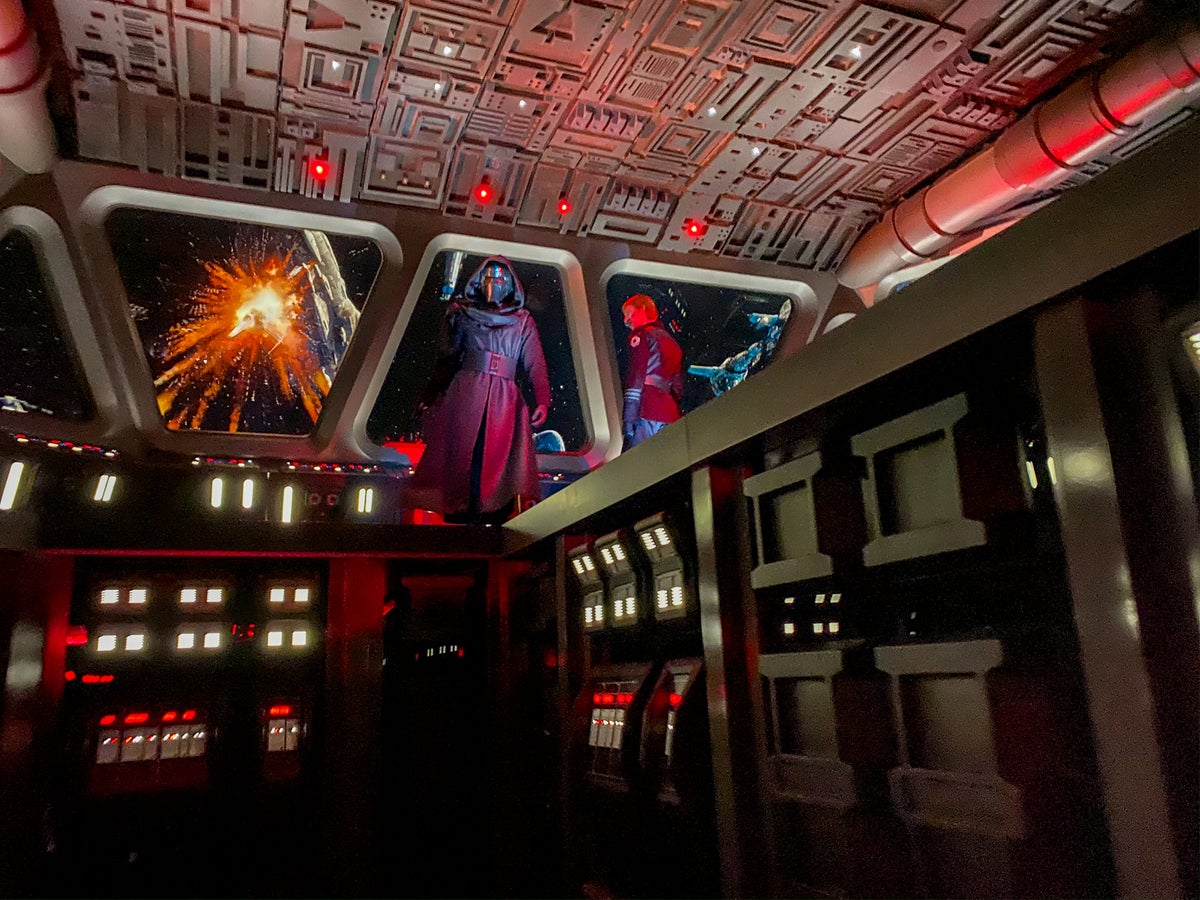 Prepare to stand in line Disney World pauses virtual queues — for now