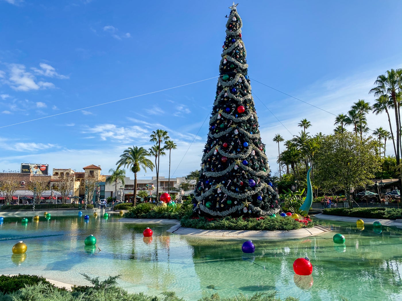 Guide To Visiting Disney World At Christmas