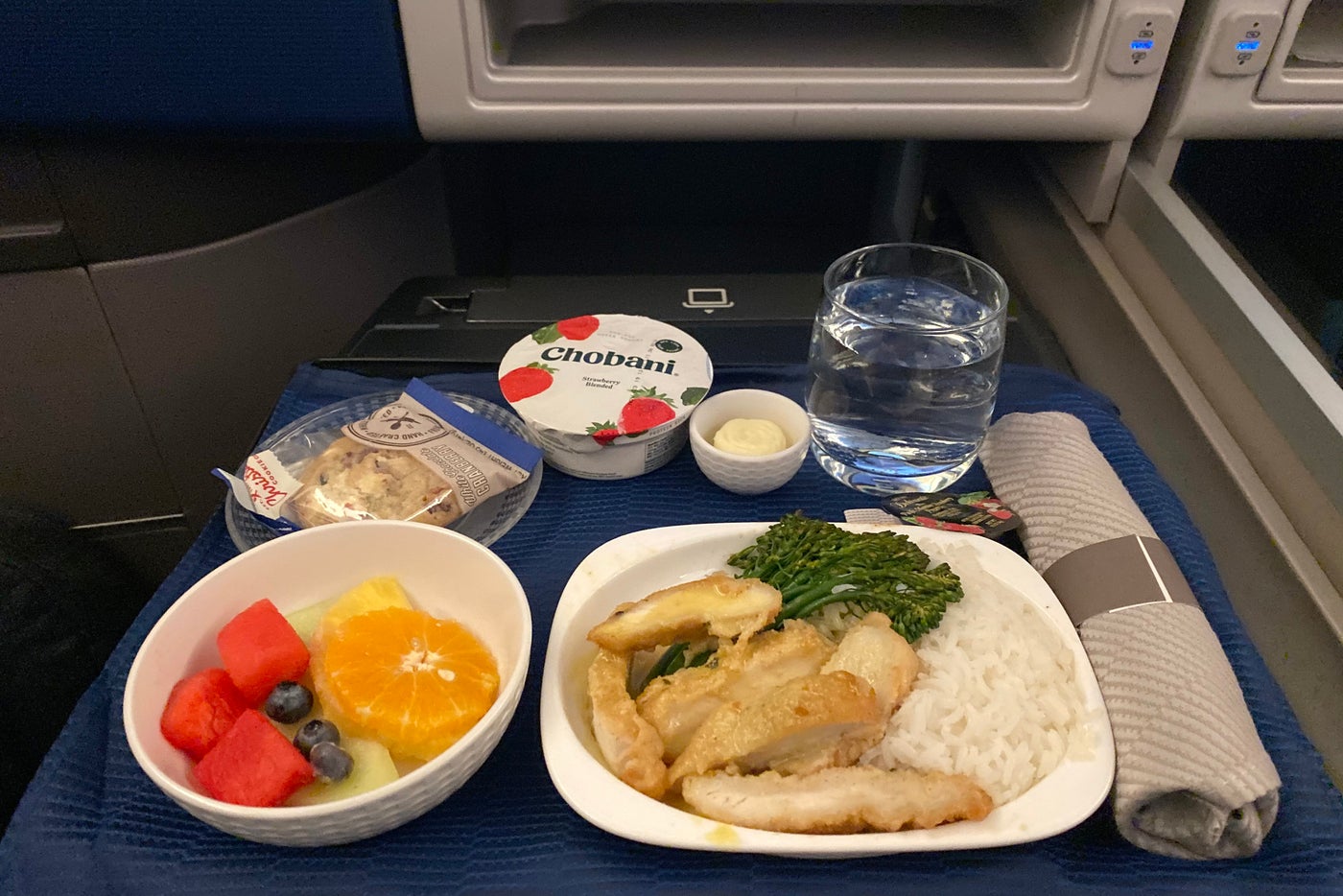 Review: United 777-300ER Polaris business class