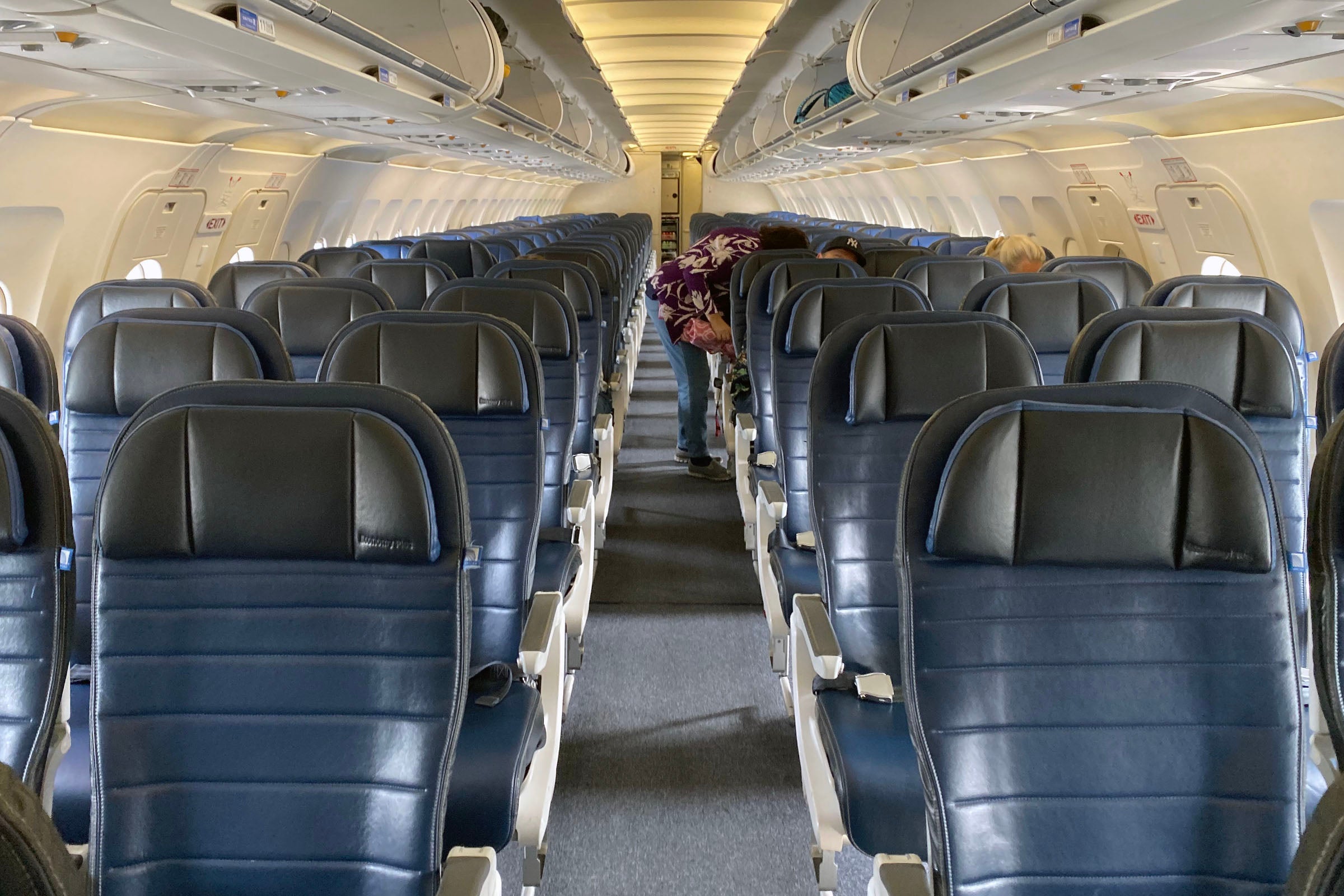 United A320 economy seating