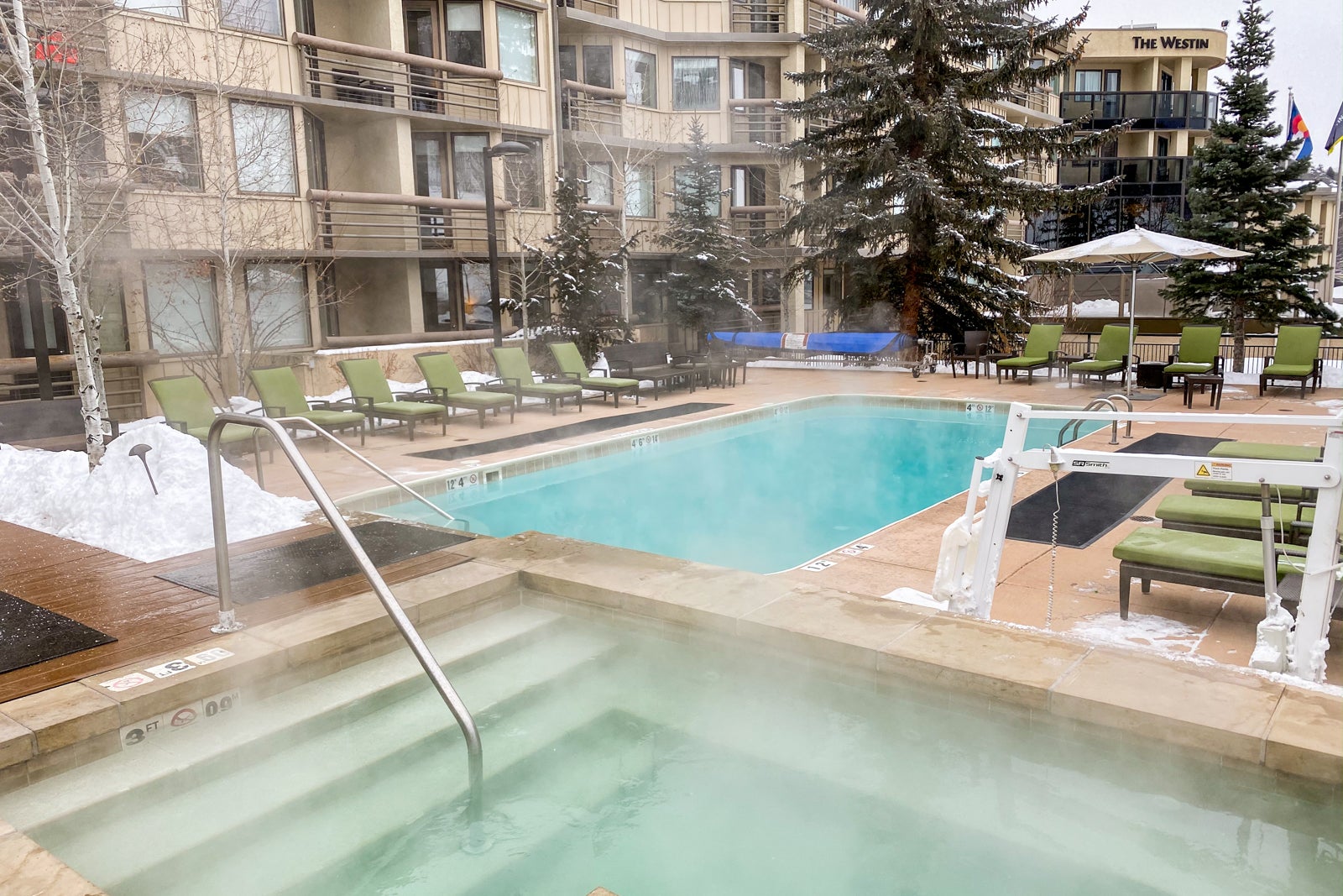 Stay slopeside at the Westin Snowmass with a Marriott 35k award (Photo by Summer Hull/The Points Guy)