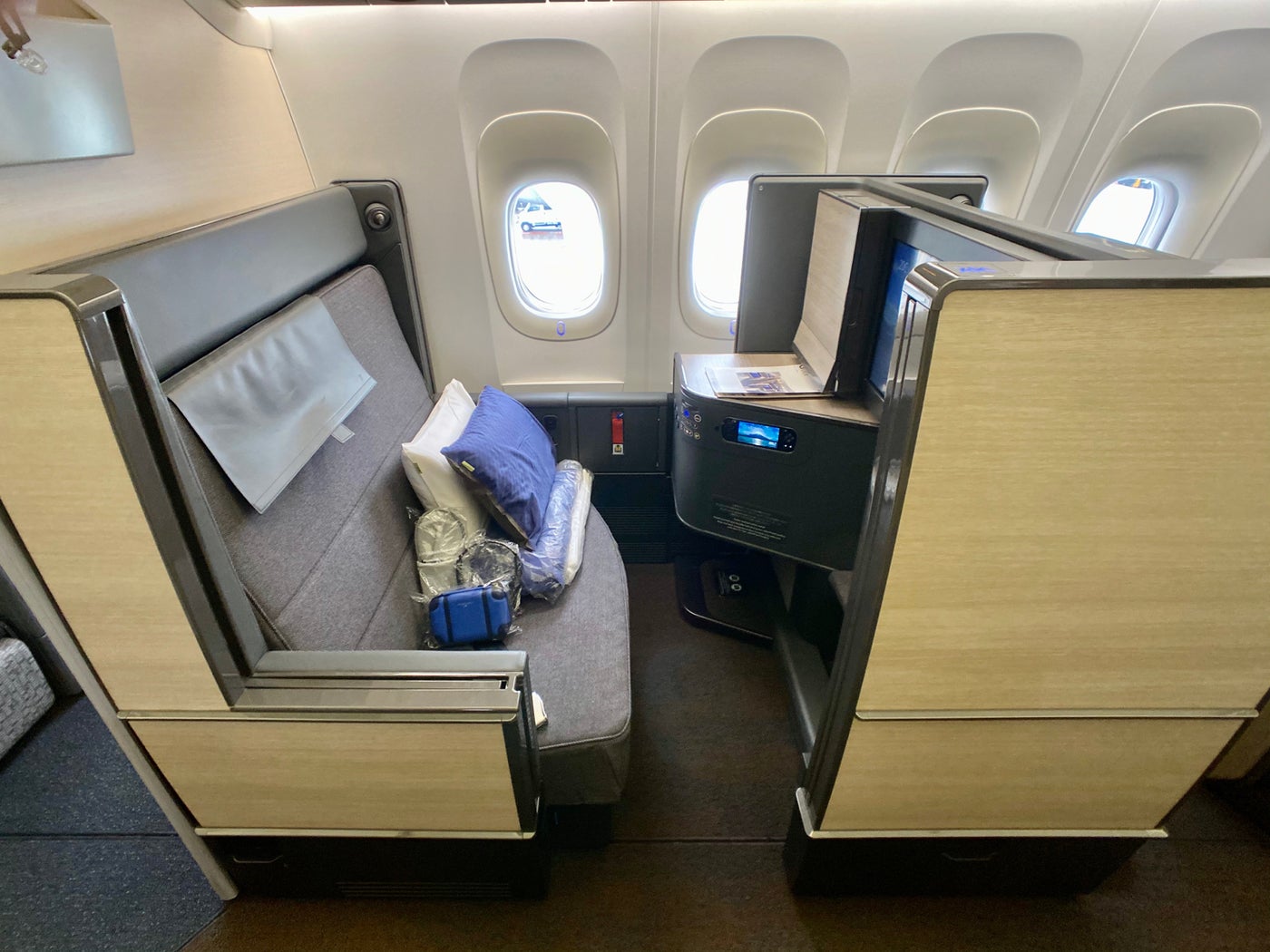 The new gold standard Review of ANA's The Room biz class