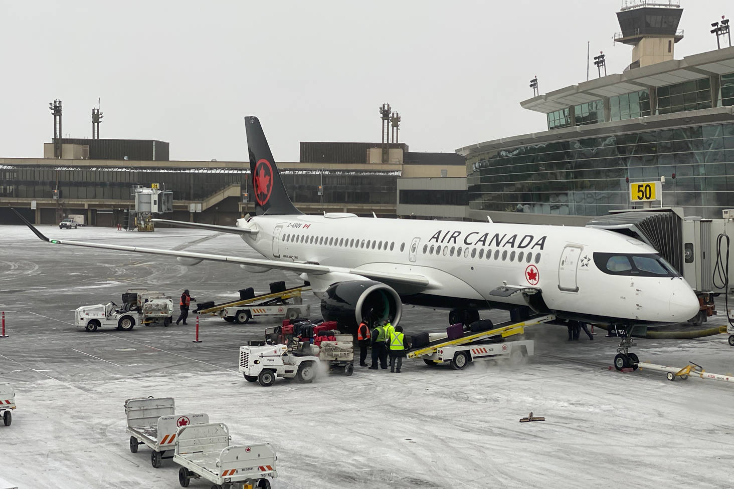 Air_Canada_Airbus_A220_Inaugural_Flight_Zach_Griff_ZGriff - 48