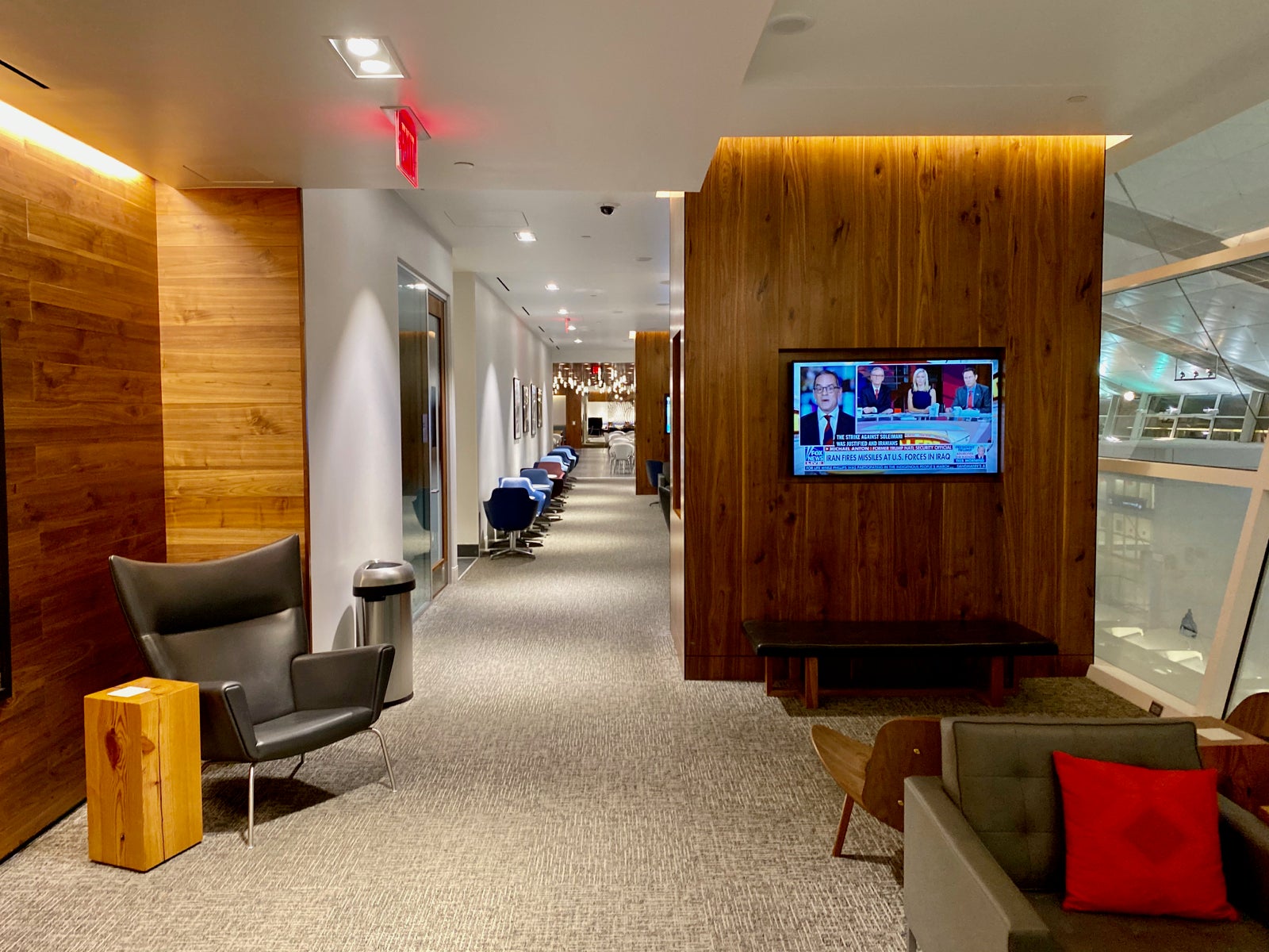 amex centurion lounge guest policy