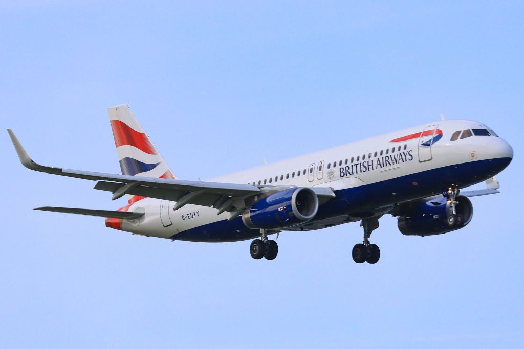 British Airways Airbus A320 landing at Amsterdam