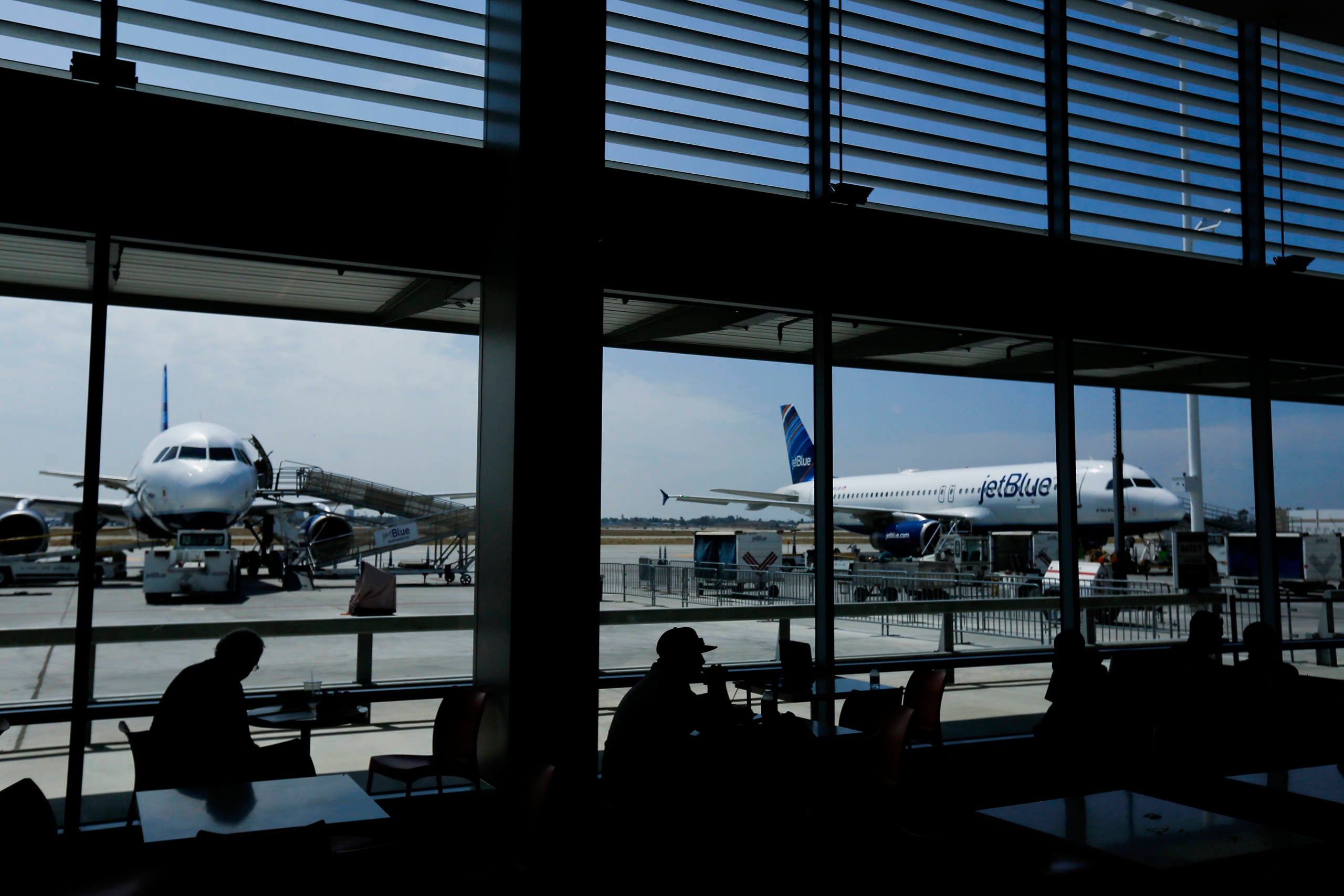 JetBlue Terminal At Long Beach Airport Ahead Of Earnings Figures