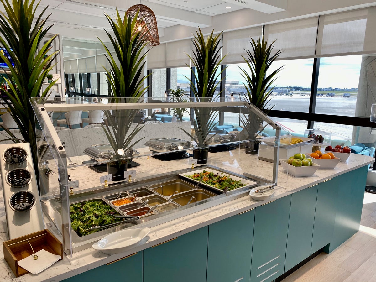 Review Primeclass Lounge at Palm Beach Airport The Points Guy