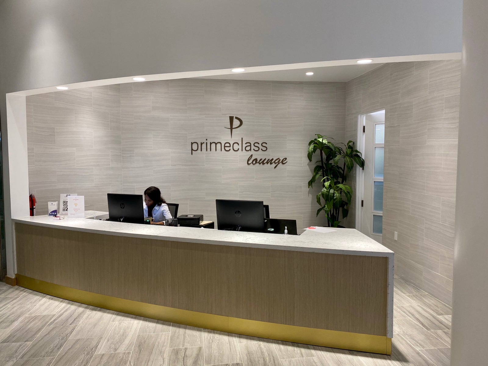 Review Primeclass Lounge at Palm Beach Airport The Points Guy