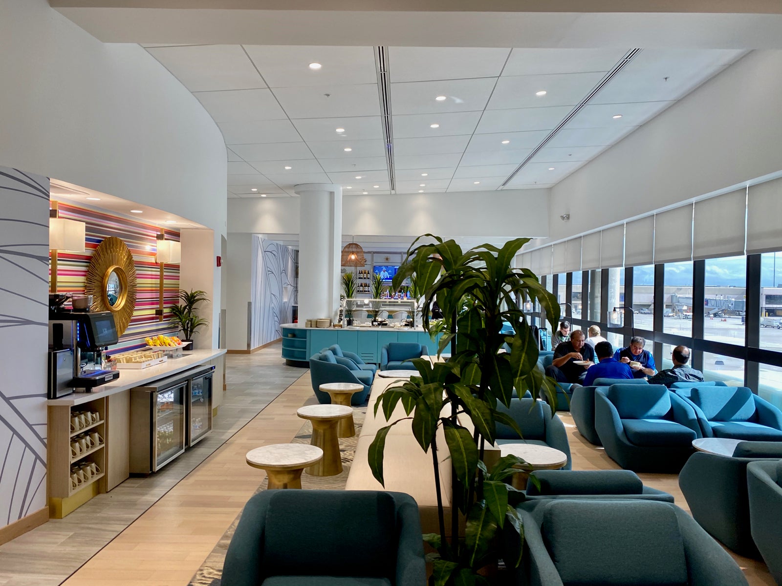 Review Primeclass Lounge at Palm Beach Airport The Points Guy