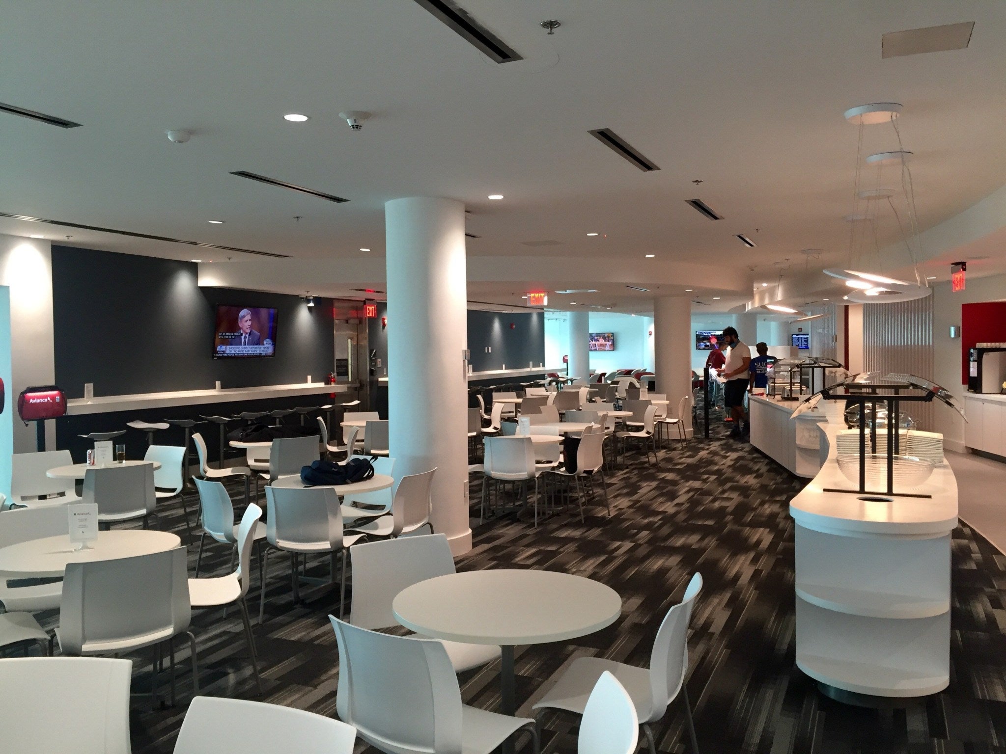 Miami Airport 101 A guide to the lounges at MIA The Points Guy