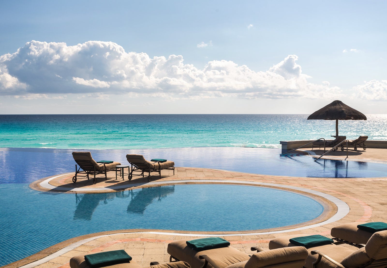 7 familyfriendly resorts you can book with points in Mexico’s Riviera