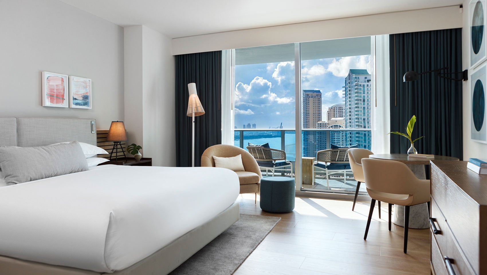 Current hotel promotions with Hilton, Marriott, IHG and more