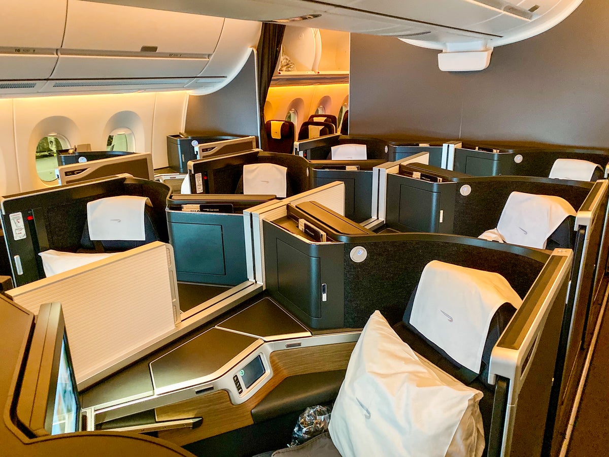 A tale of two A350s: Comparing British and Virgin biz class - The ...