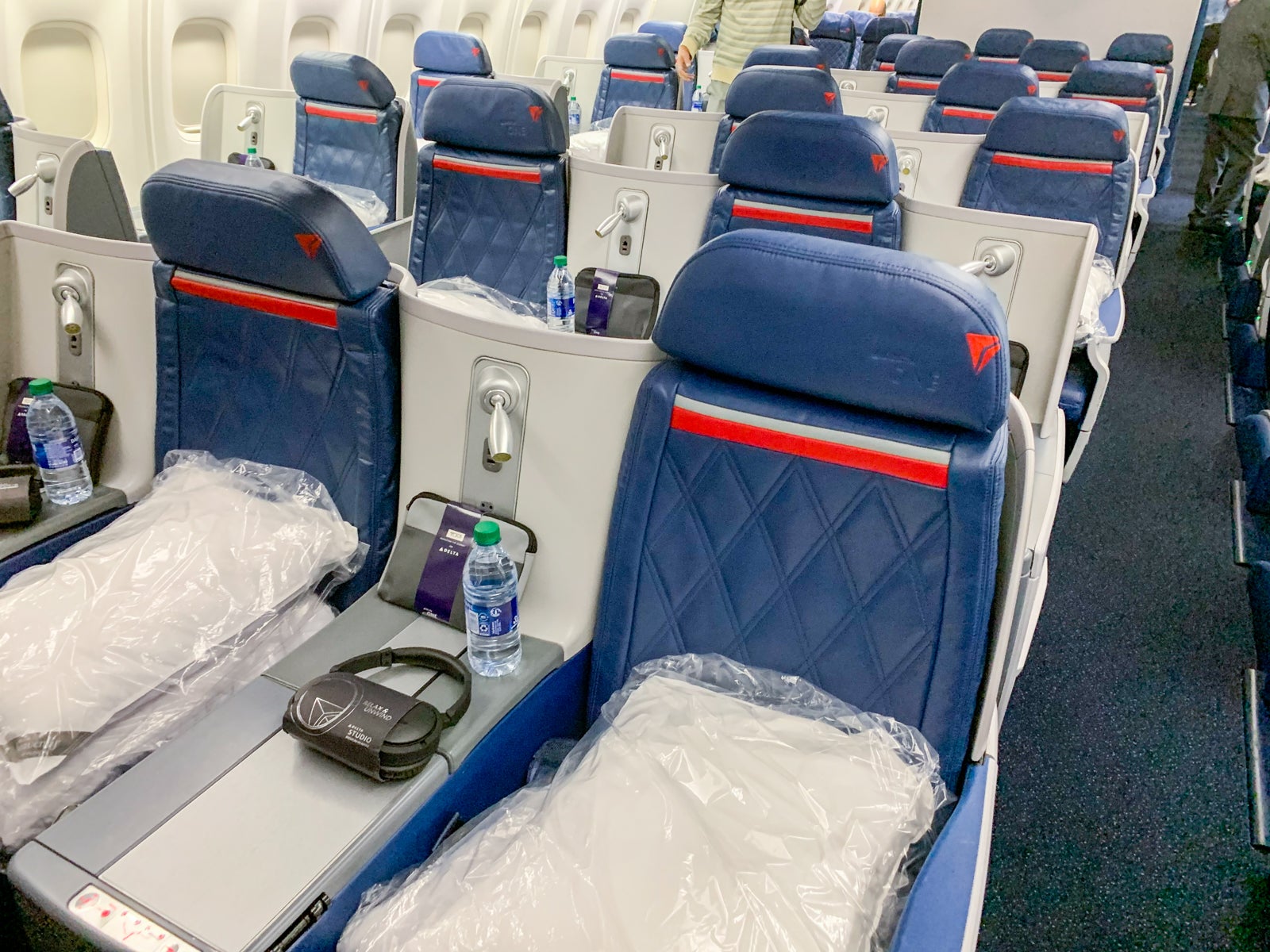 Every Delta Air Lines Premium Seat Ranked Best To Worst