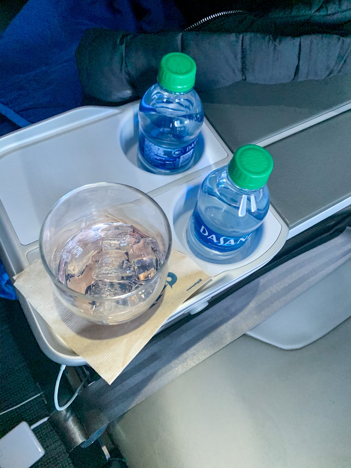 Flight review: Alaska Airlines first class, New York to Seattle