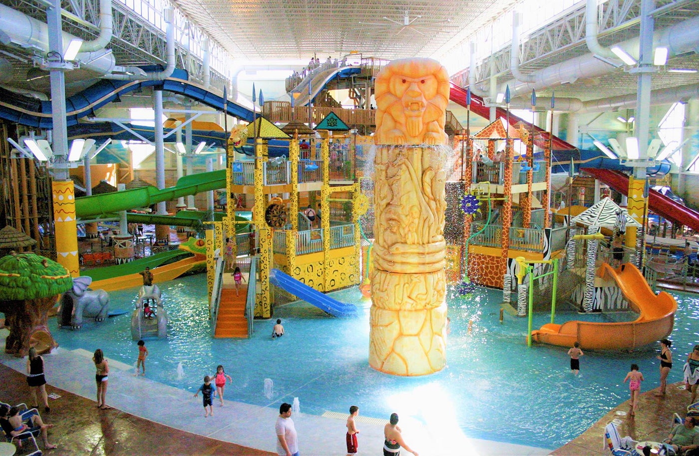 Splash Down At The Best Waterparks Across The Midwest