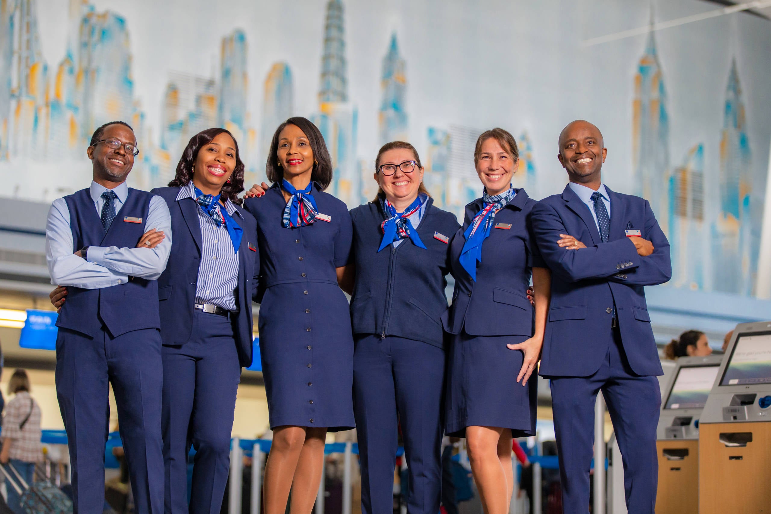 American Airlines Rolls Out New New Uniforms   Airport Customer Service Scaled 