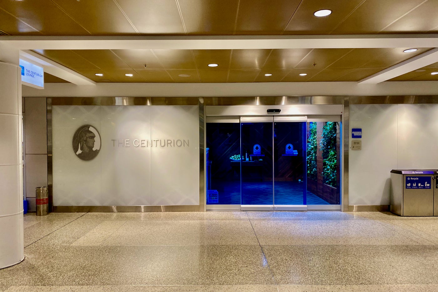 Review Amex Centurion Lounge in Seattle