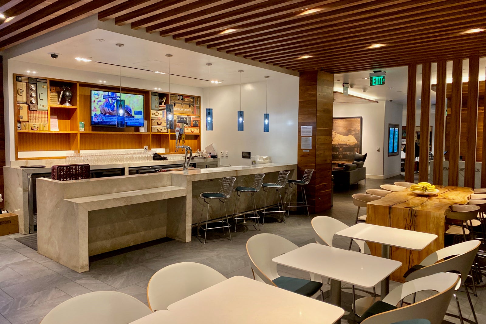 Review: Amex Centurion Lounge at SFO Airport - The Points Guy