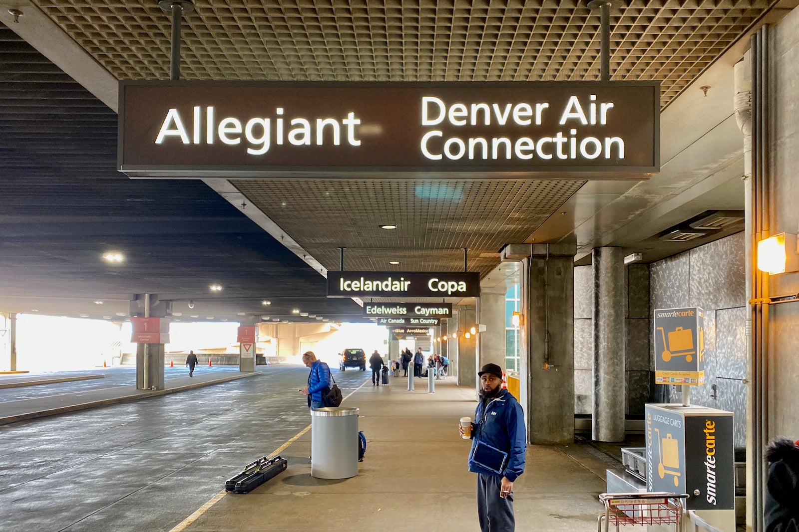 What it’s like to fly with Denver Air Connection The Points Guy