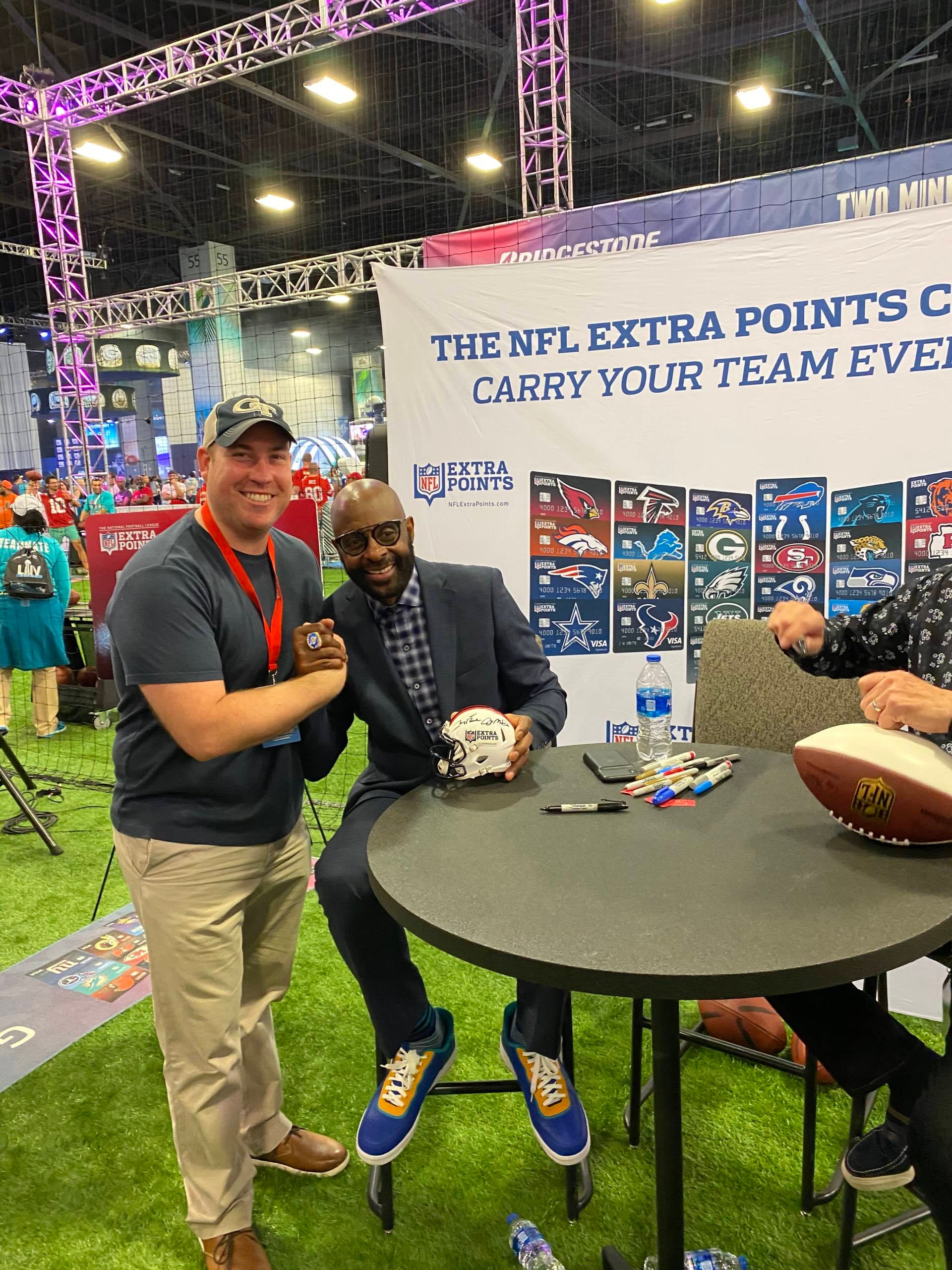 NFL Extra Points cardmembers can get - NFL Extra Points