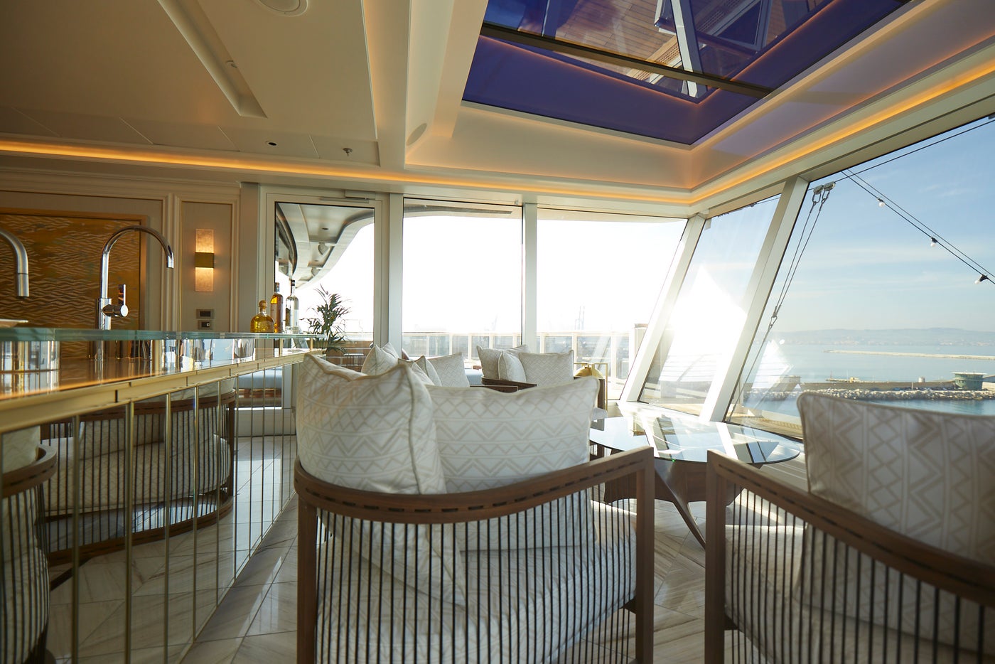 Regent Suite Inside The Worlds Most Luxurious Cruise Ship Cabin