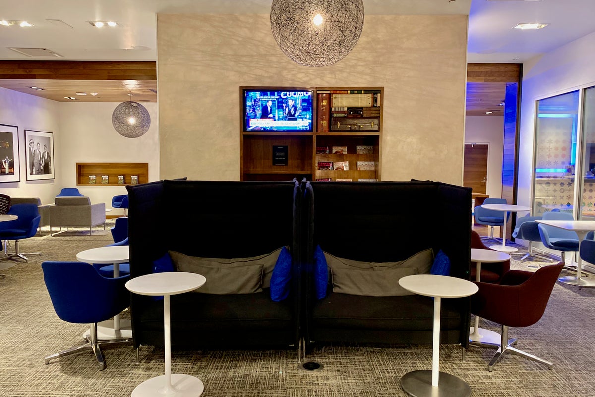 Review Amex Centurion Lounge in Las Vegas The Points Guy