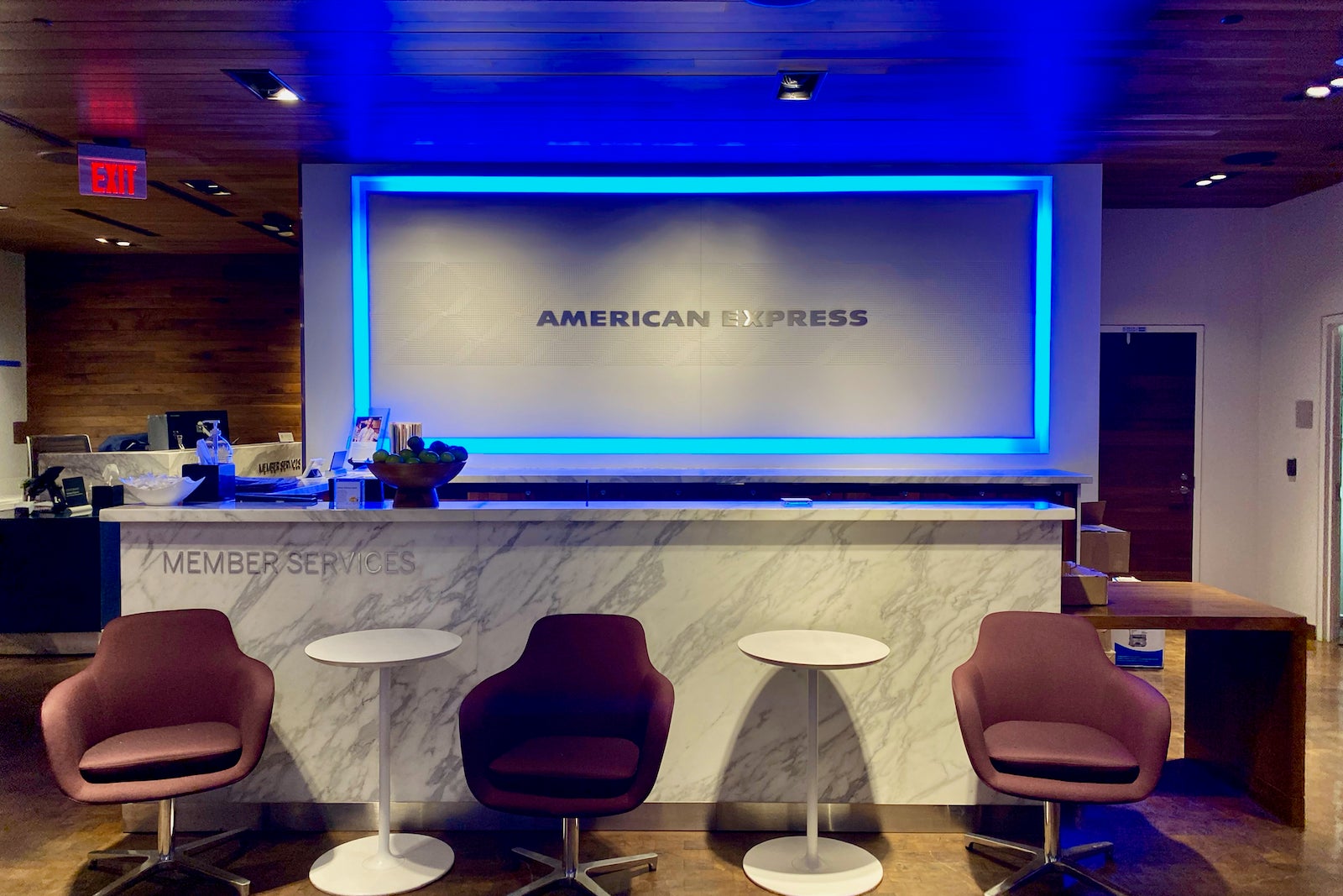 American Express Amex Centurion Lounge Las Vegas LAS Zach Griff - 4