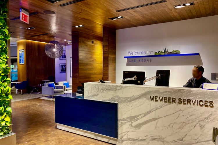 Las Vegas Airport 101 A guide to the lounges at LAS The Points Guy