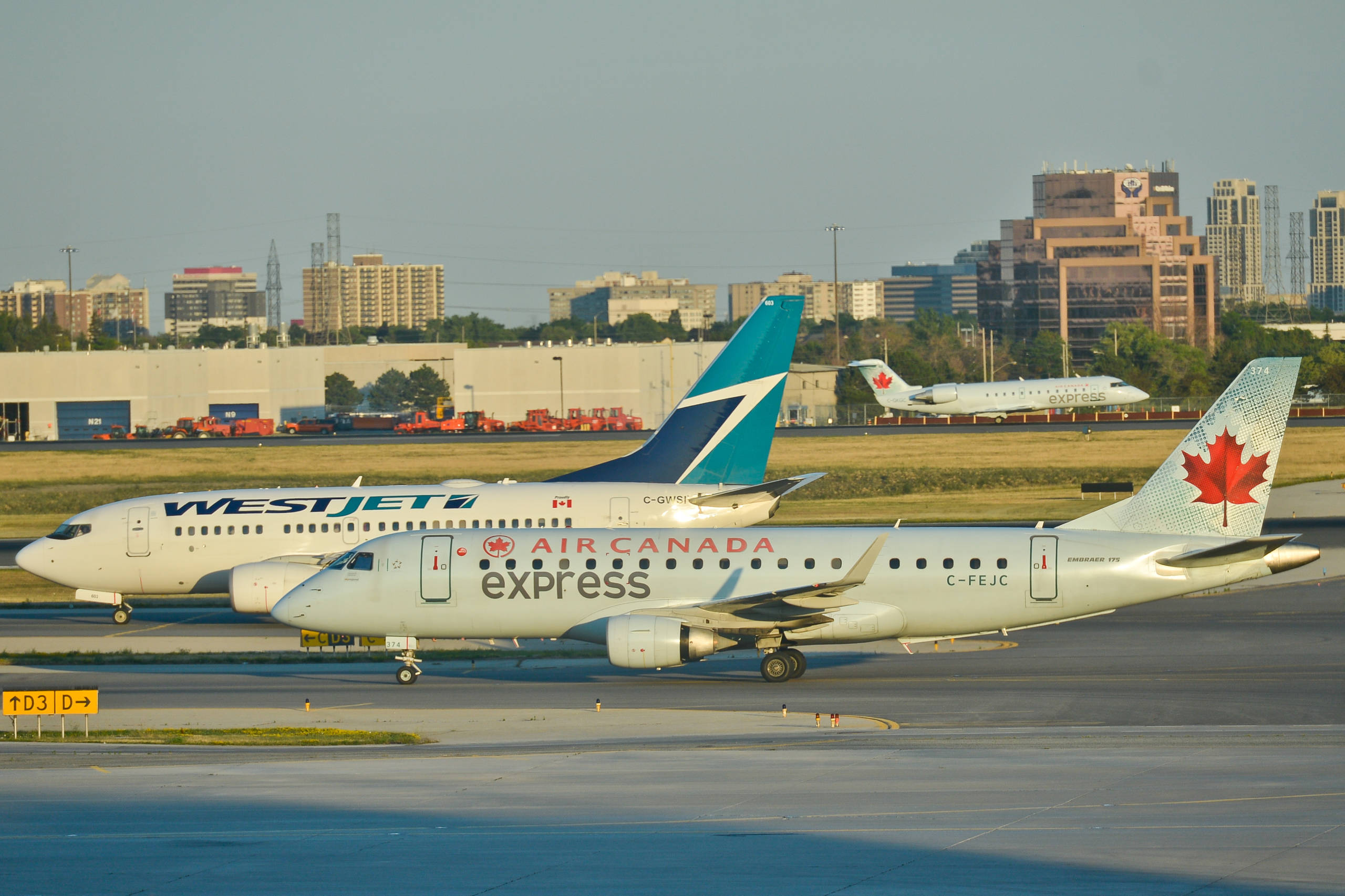 Planes at Toronto airport