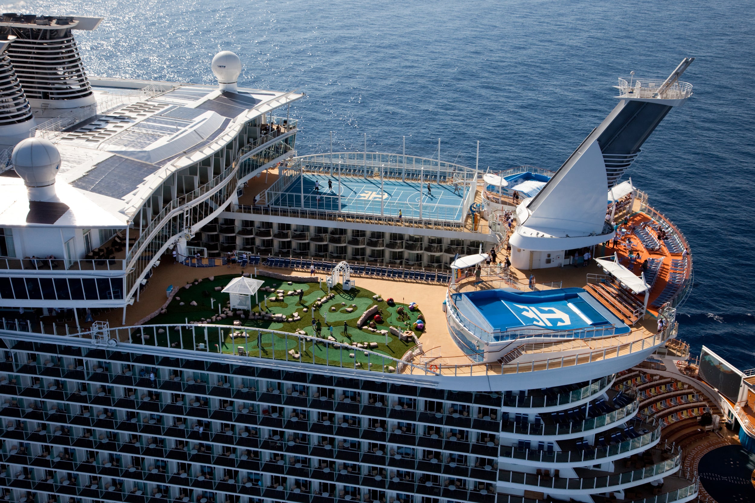 cool cruise ship attractions