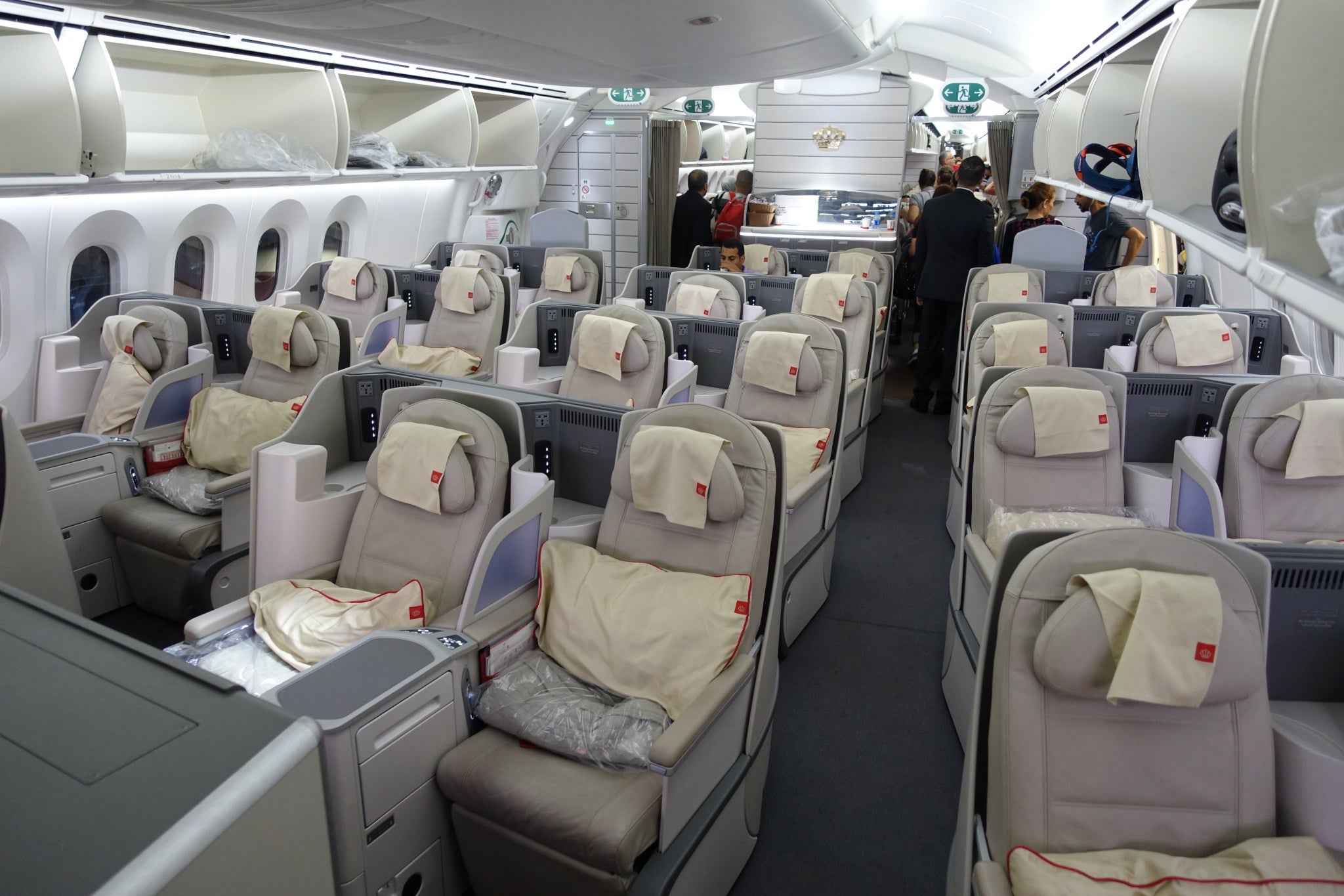 Business class on Royal Jordanian's Boeing 787. (Photo by Brendan Dorsey / The Points Guy)